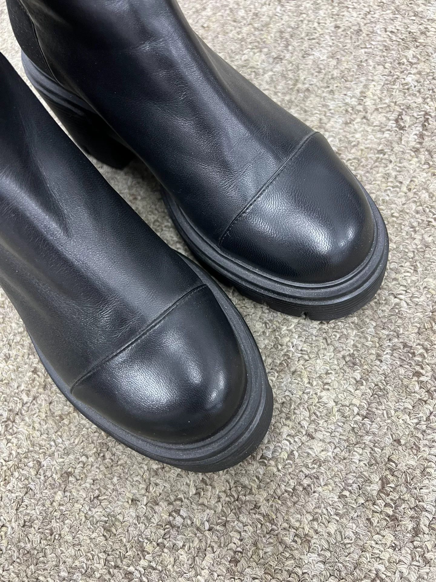 Stuart Weitzman Stuart Weitzman Black Platform Ankle Boots Size US 4.5 / IT 34.5 - 2 Thumbnail
