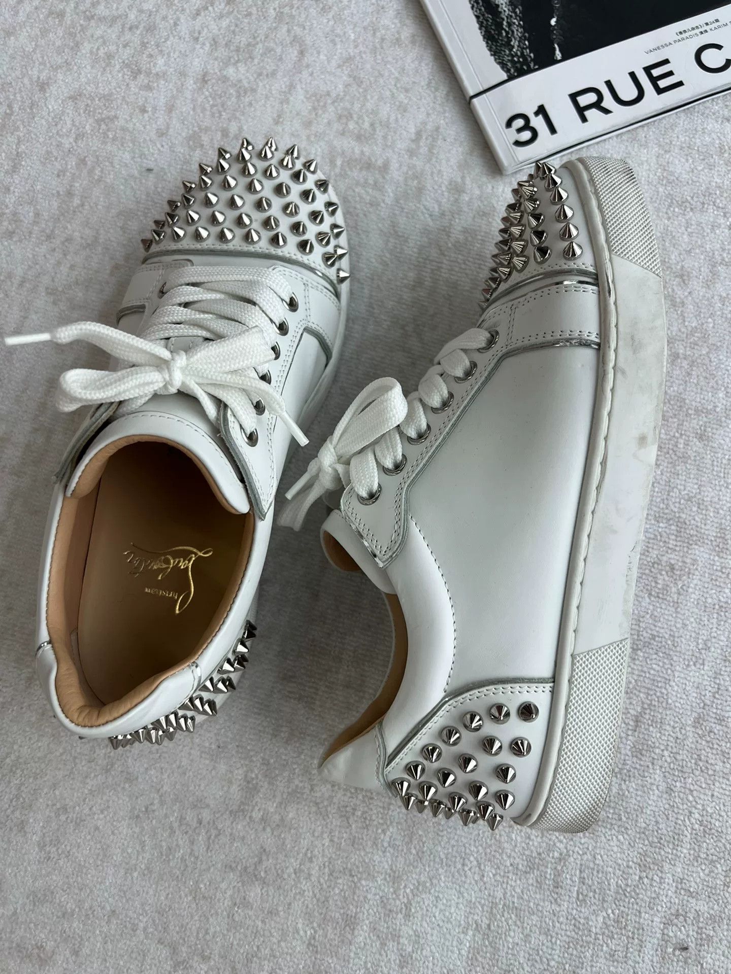 Christian Louboutin Christian Louboutin White Leather Low-Top Spiked Sneakers Size US 5 / IT 35 - 3 Thumbnail