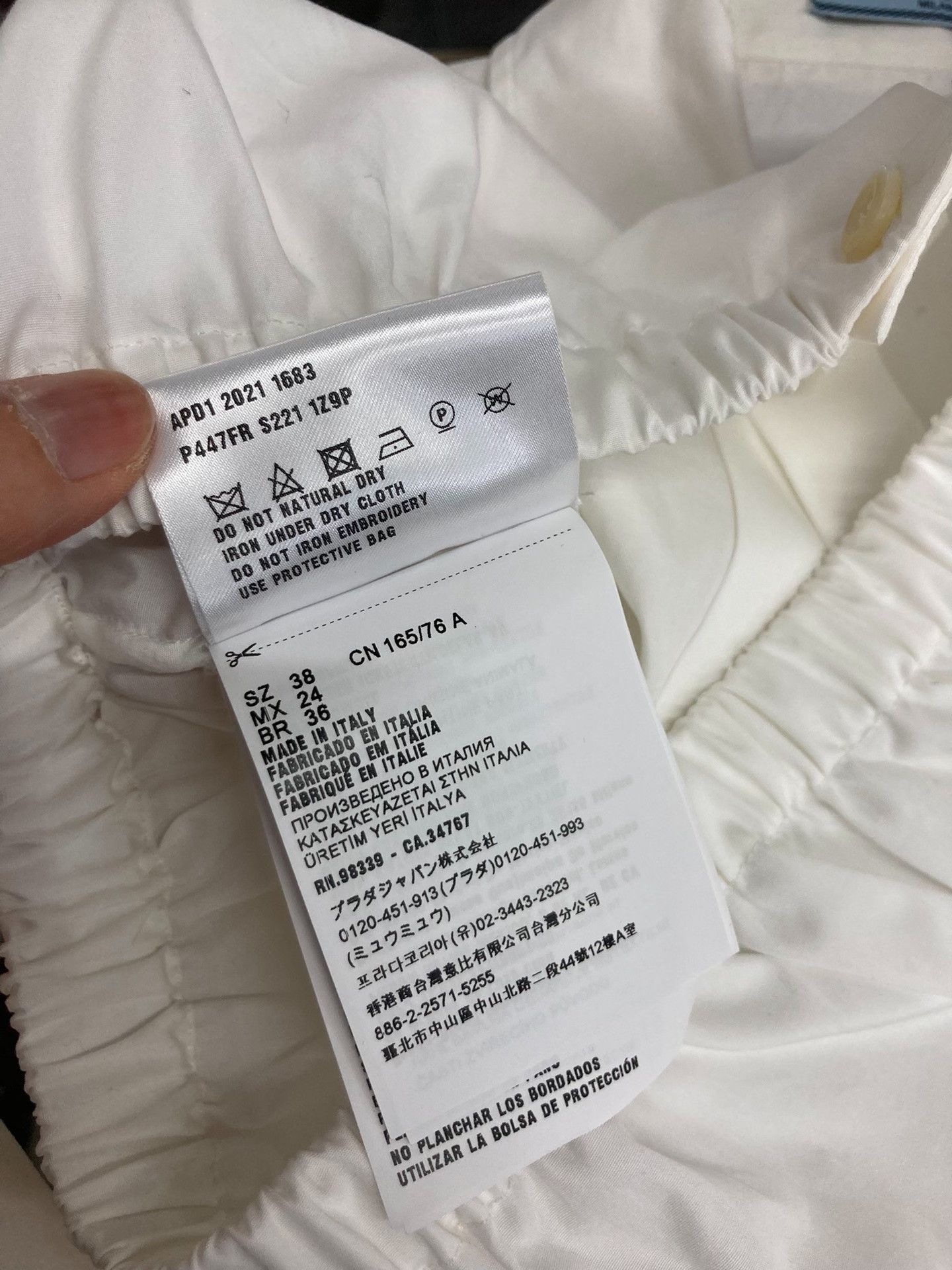 Prada Prada White Short Shirt Size S / US 4 / IT 40 - 6 Thumbnail