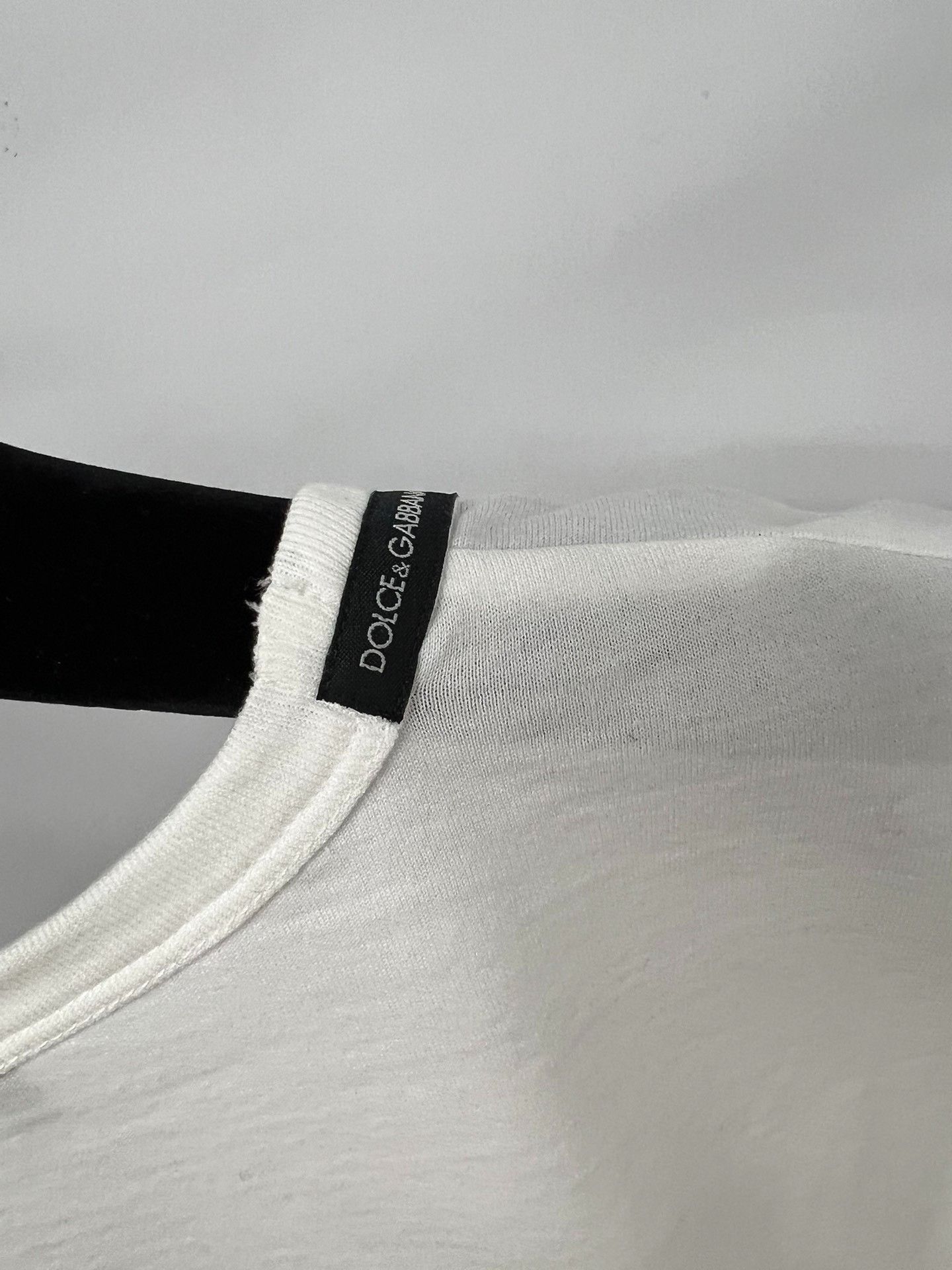 Dolce & Gabbana Dolce&Gabbana White Cropped Rolled-Cuff T-shirt Size S / US 4 / IT 40 - 3 Thumbnail