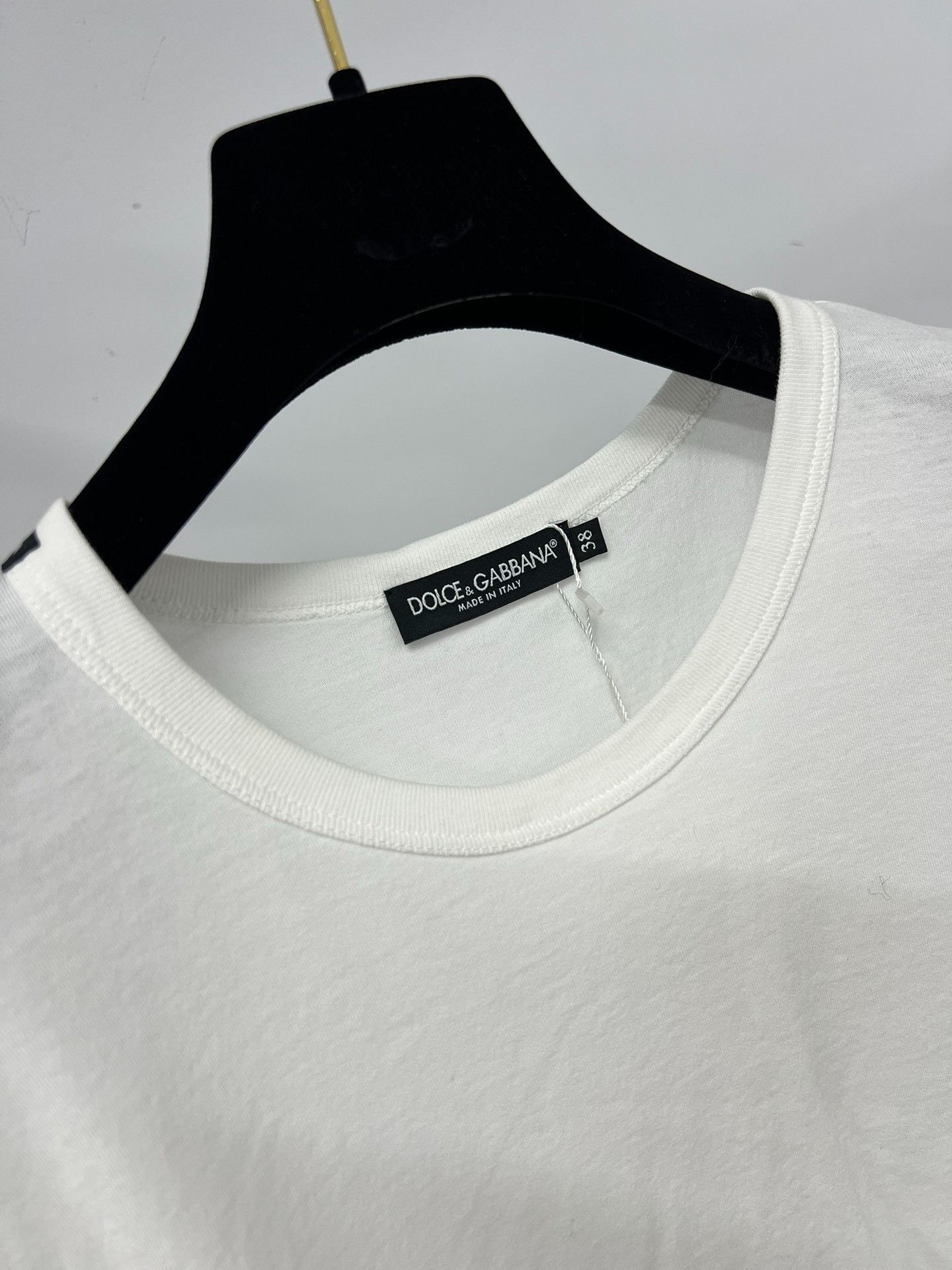 Dolce & Gabbana Dolce&Gabbana White Cropped Rolled-Cuff T-shirt Size S / US 4 / IT 40 - 2 Thumbnail