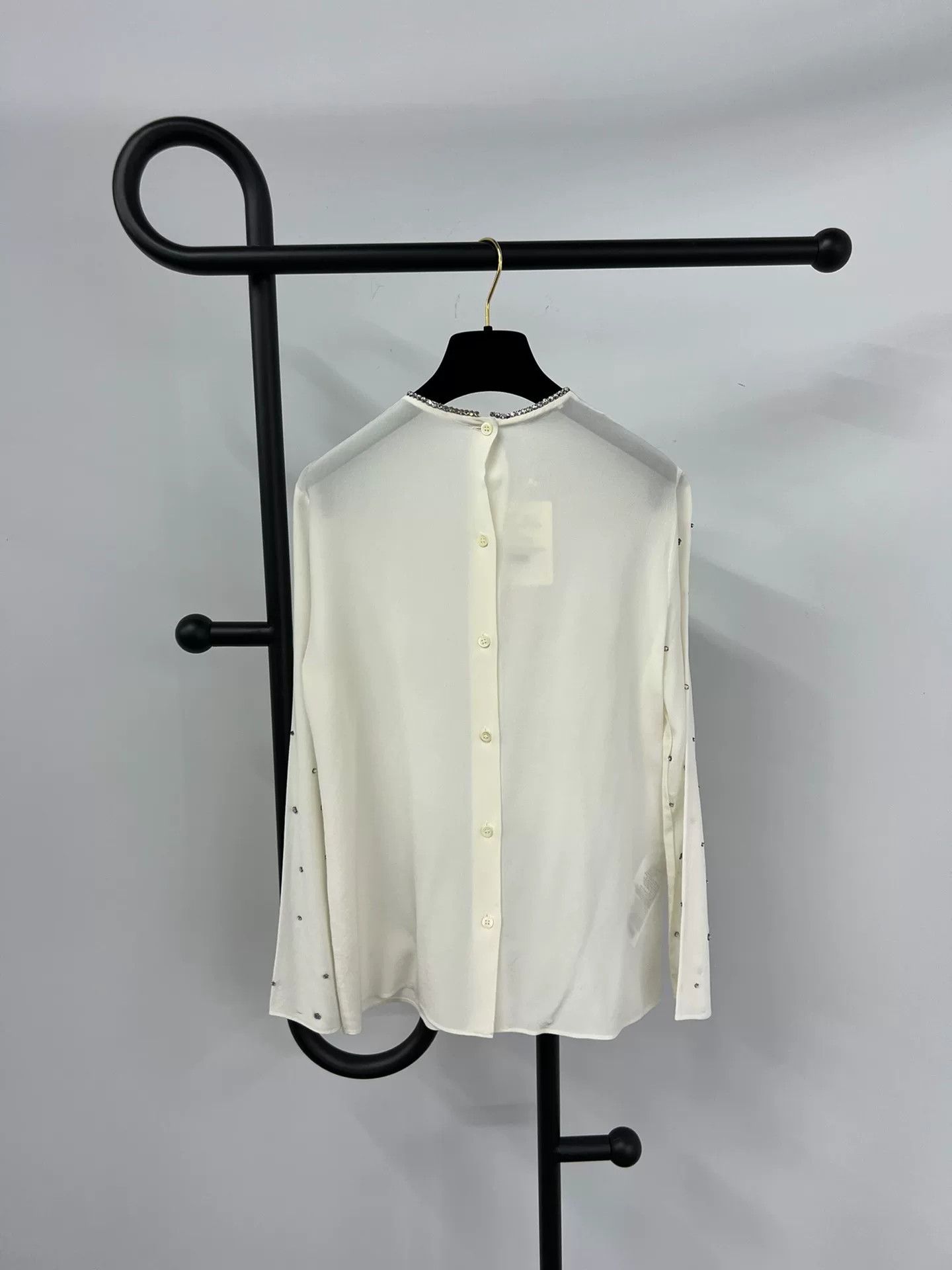 Miu Miu MiuMiu White Silk Crystal Top Size S / US 4 / IT 40 - 2 Thumbnail