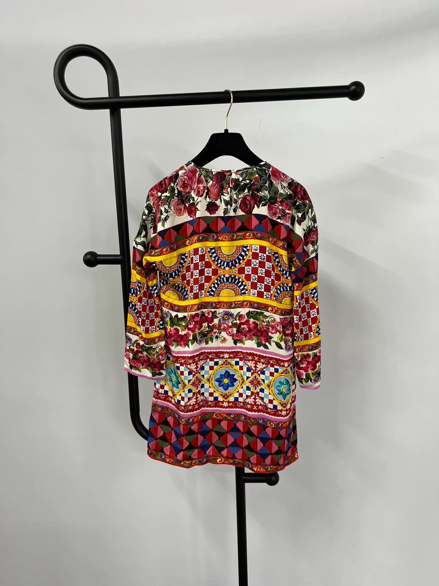 Dolce & Gabbana Dolce&Gabbana Printed Silk Top Skirt Size S / US 4 / IT 40 - 4 Thumbnail