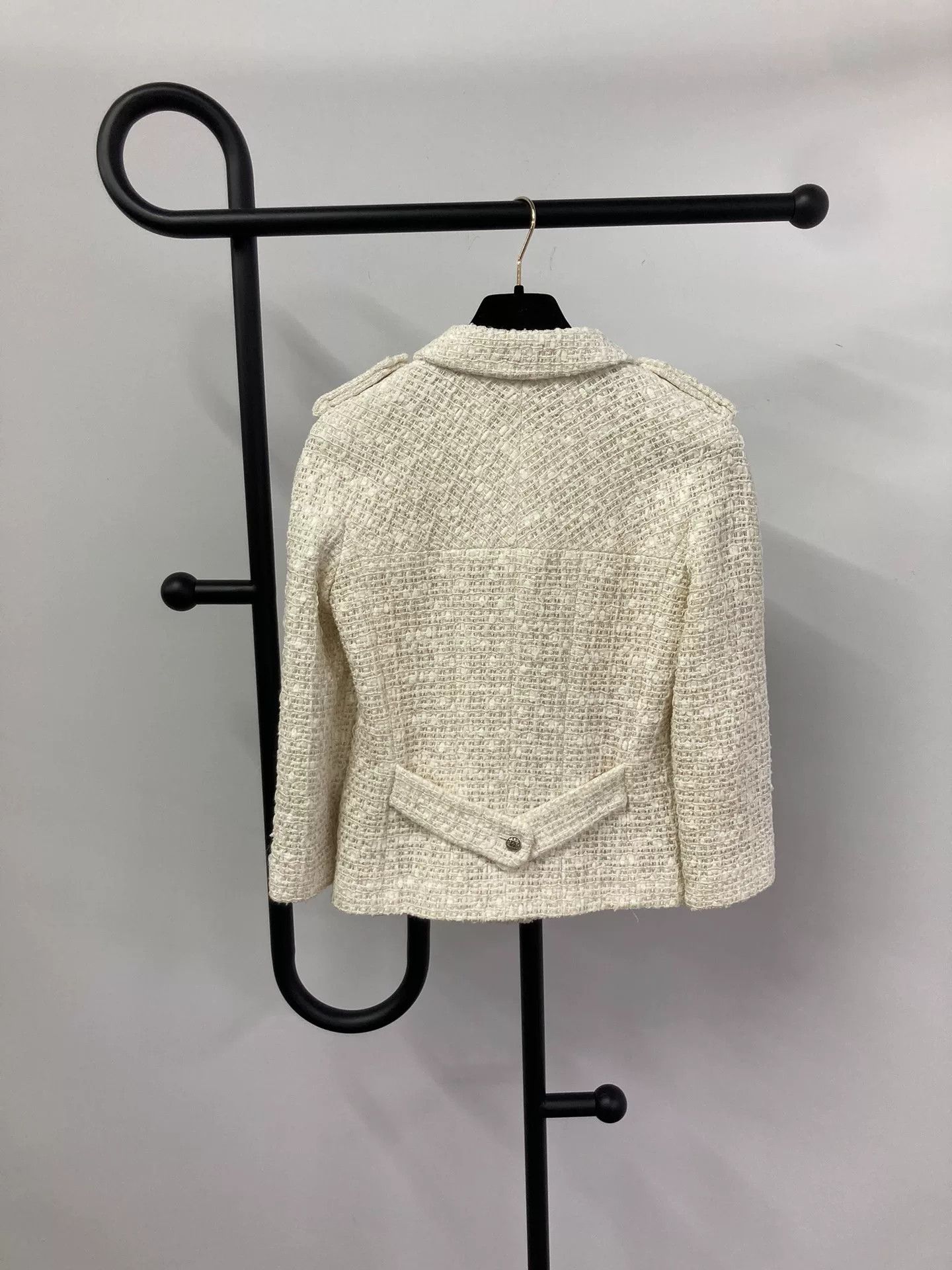 Chanel Chanel White Tweed Jacket Size S / US 4 / IT 40 - 4 Thumbnail