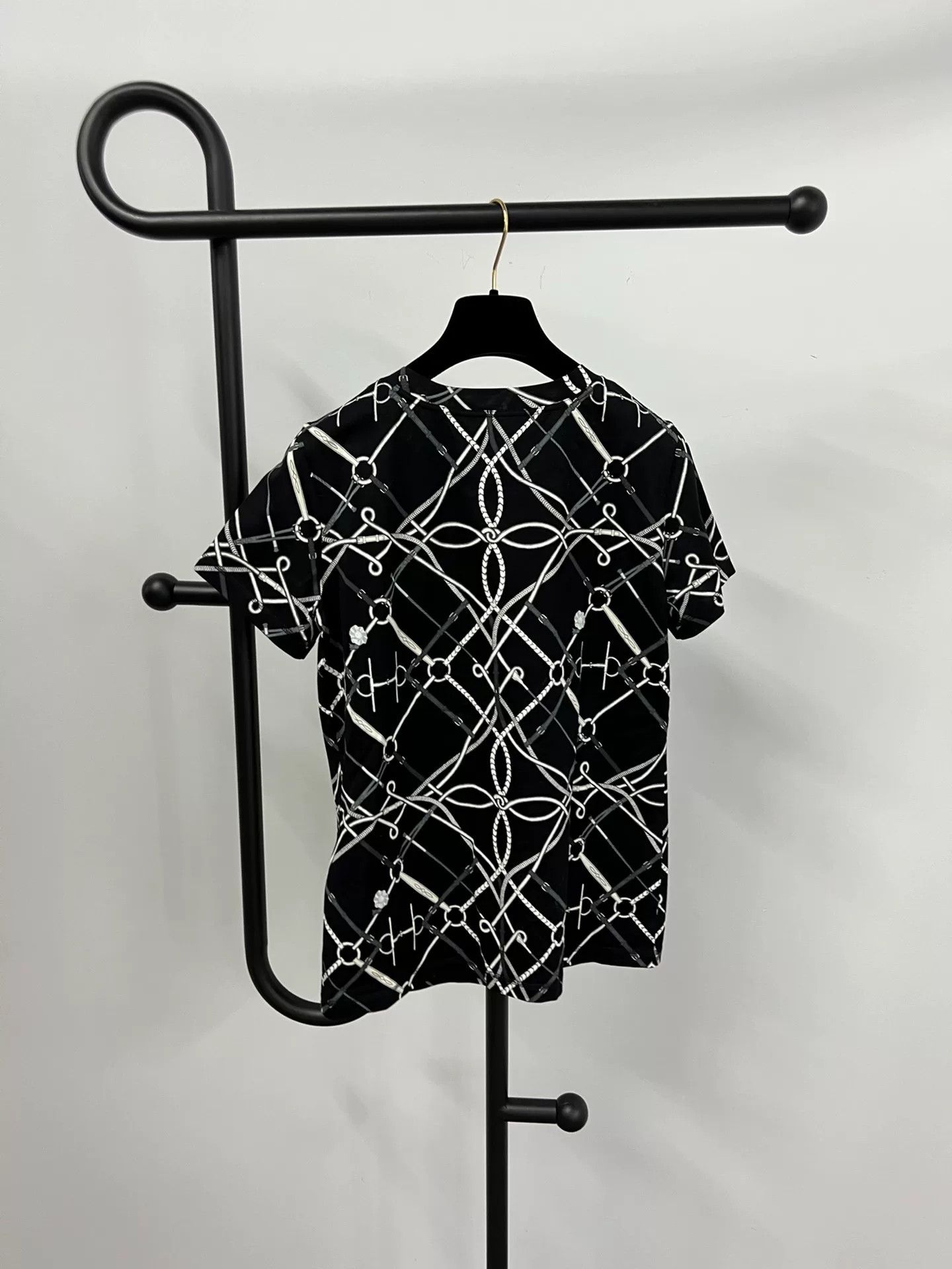 Hermes Hermes Black Short-Sleeve Printed T-Shirt Size US XXS / EU 40 - 2 Thumbnail
