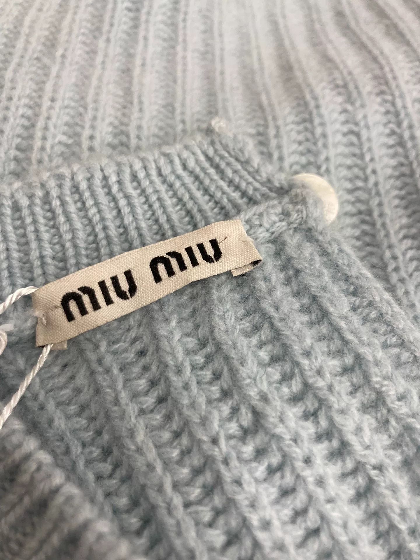 Miu Miu Miumiu Baby Blue Crystal Cashmere Sweater Size S / US 4 / IT 40 - 4 Thumbnail