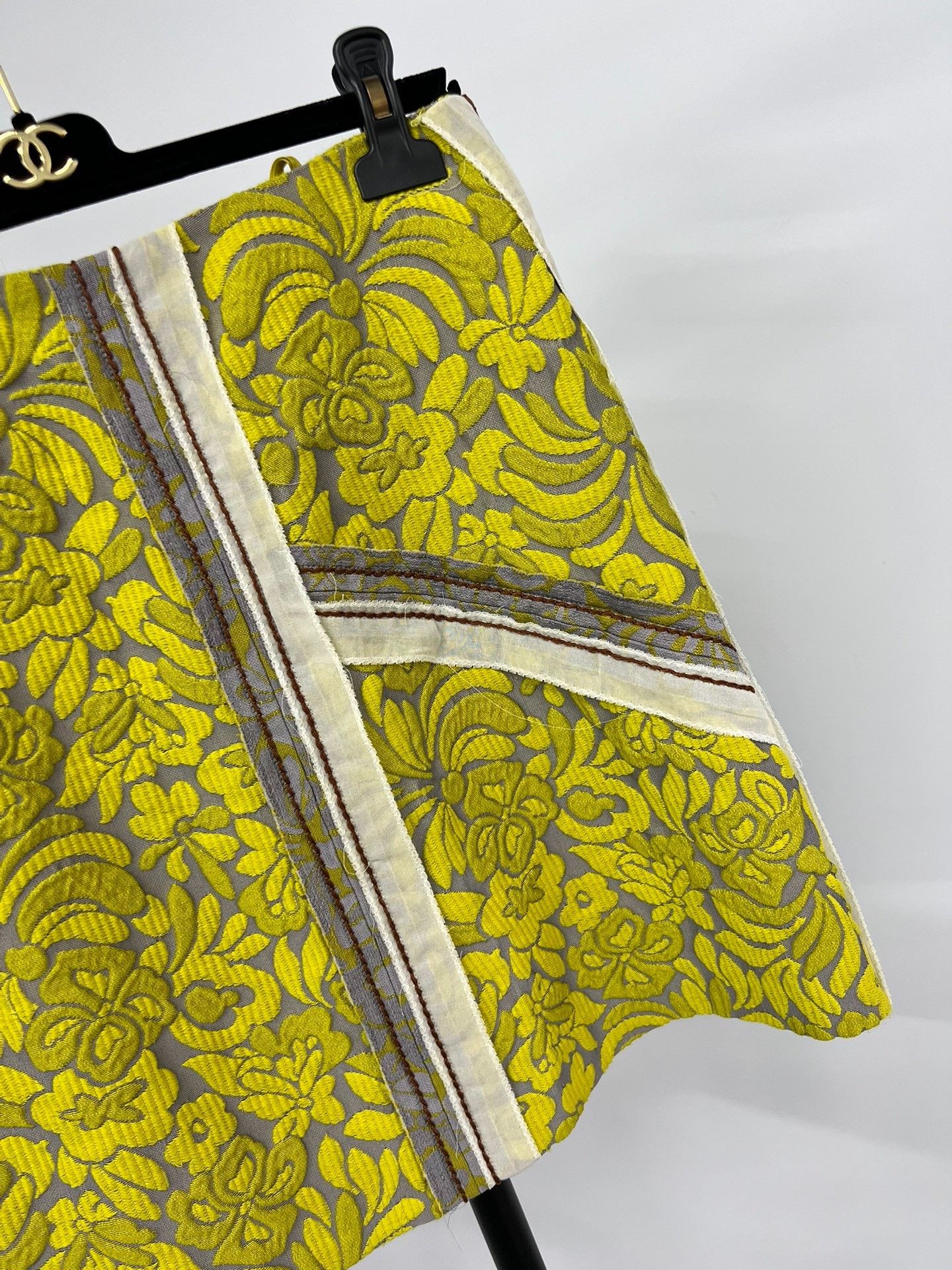 Prada Prada Retro Yellow-Green Jacquard A-Line Skirt Size 42" / US 20 - 2 Thumbnail