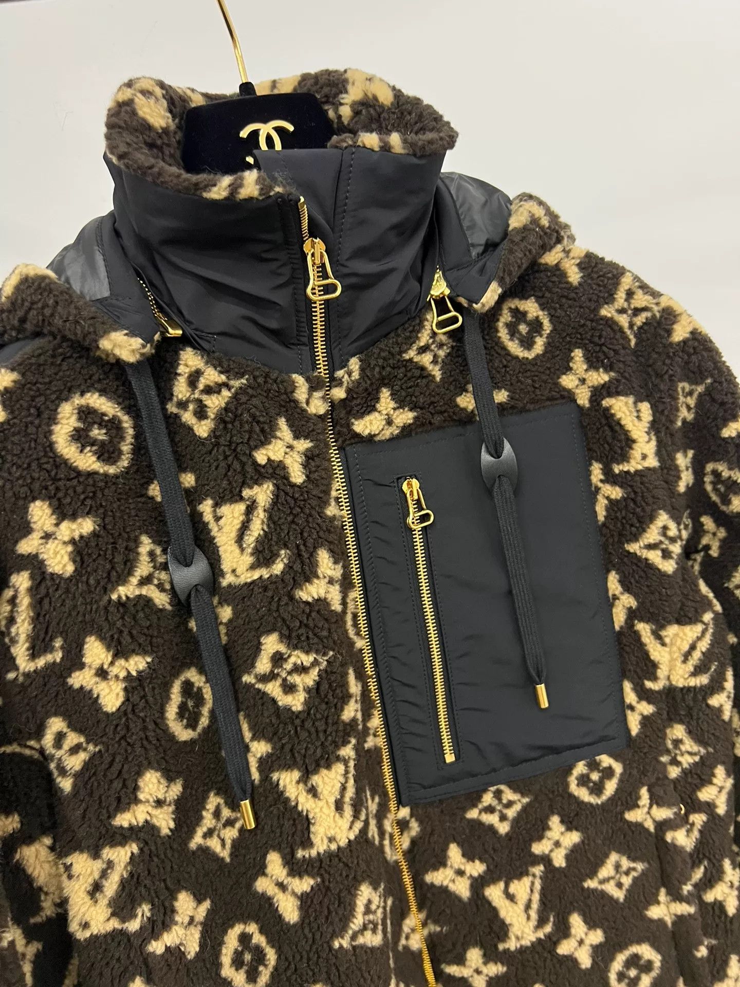 Louis Vuitton LV Monogram Teddy Coat Size XXS / US 00 / IT 34 - 2 Thumbnail