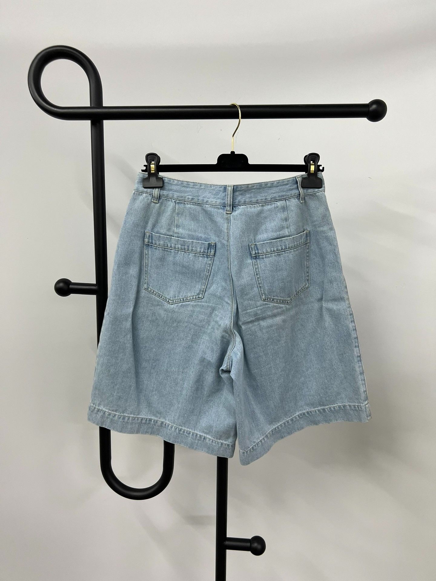 MITTAN MITHRIDATE Light Blue Denim Bermuda Shorts Size 42" / US 20 - 3 Thumbnail