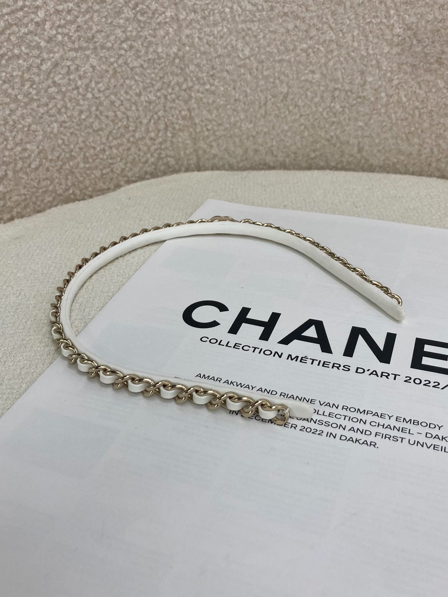 Chanel Chanel White Double C Logo Hair Hoop Size ONE SIZE - 2 Thumbnail