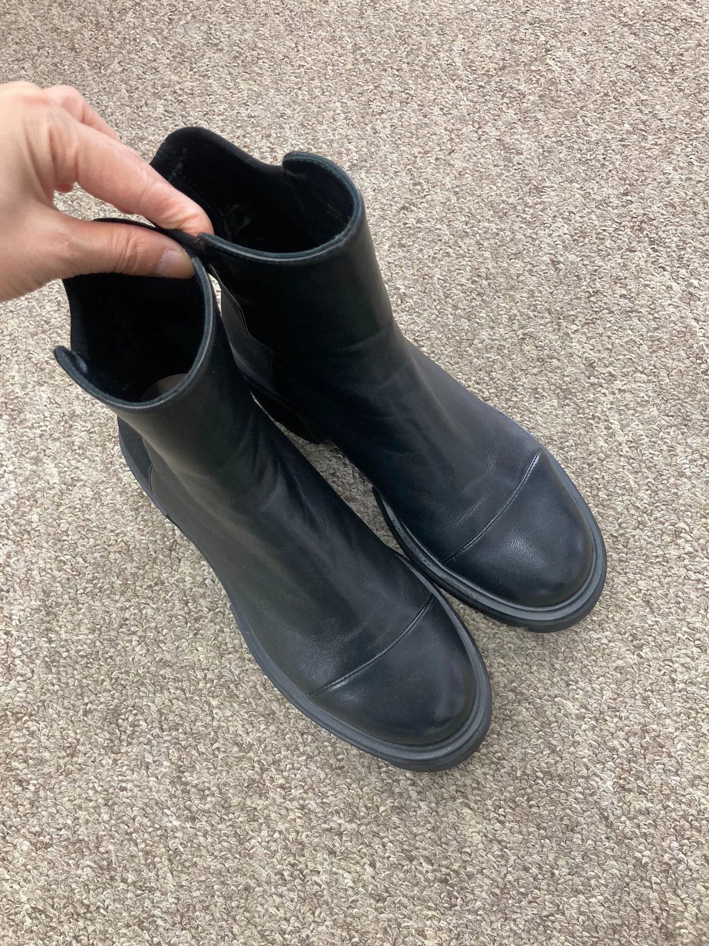Stuart Weitzman SW SOHO 5050 Black Leather Panel Ankle Boots Size US 4.5 / IT 34.5 - 2 Thumbnail