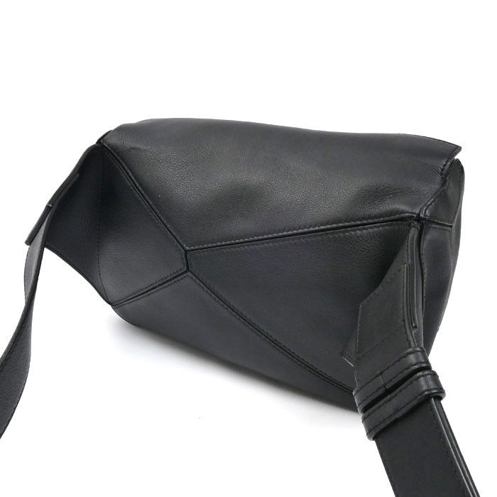 Loewe Loewe Loewe Puzzle Classic Calf Crossbody Bag Leather Belt Bag B510P35X09 DUTY FREE for USA Size ONE SIZE - 2 Thumbnail
