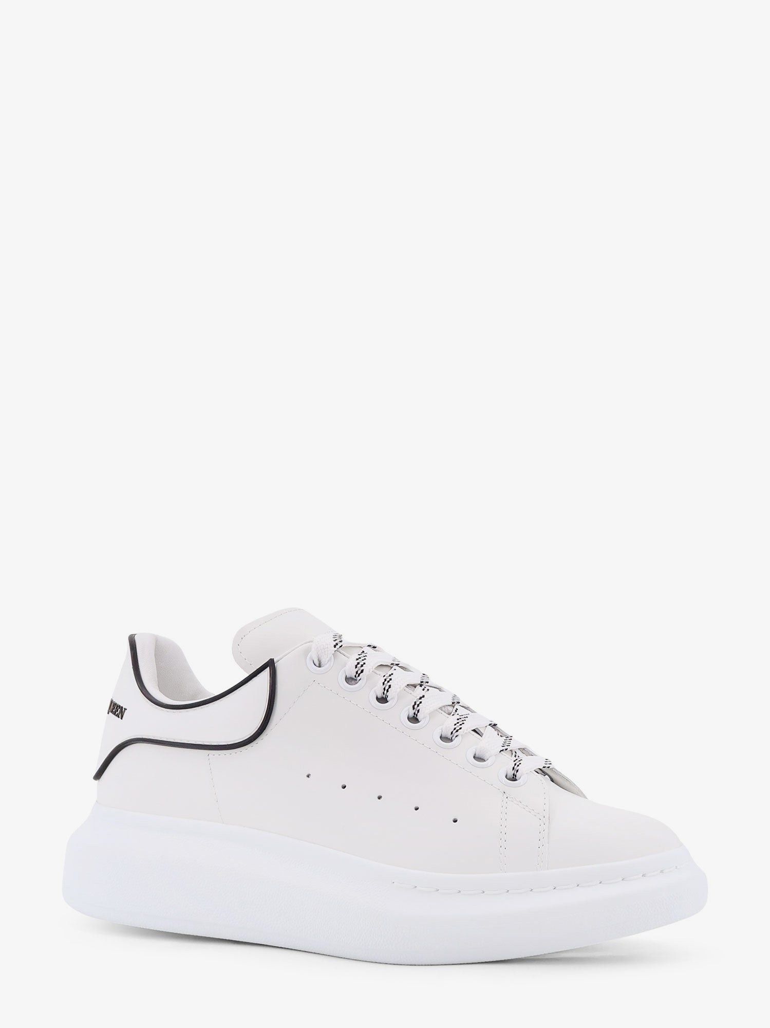 Alexander McQueen Oversized Low-Top Leather Sneakers Size US 10 / EU 43 - 2 Thumbnail
