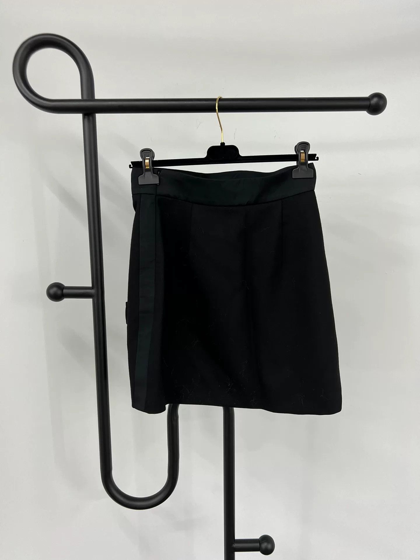 Miu Miu MiuMiu Black Bow Slit Skirt Size 42" / US 20 - 4 Thumbnail