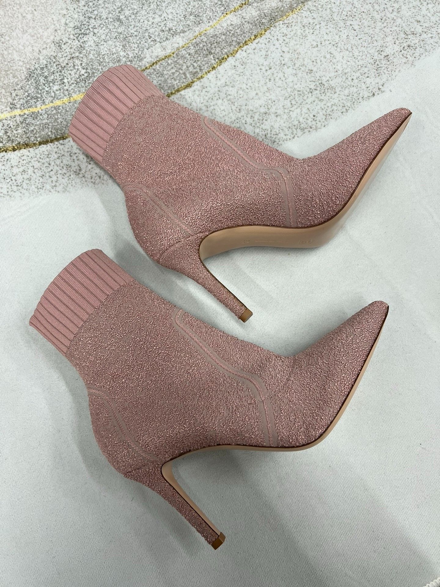 Gianvito Rossi Gianvito Rossi Pink Knitted Sock Boots Size US 7.5 / IT 37.5 - 3 Thumbnail