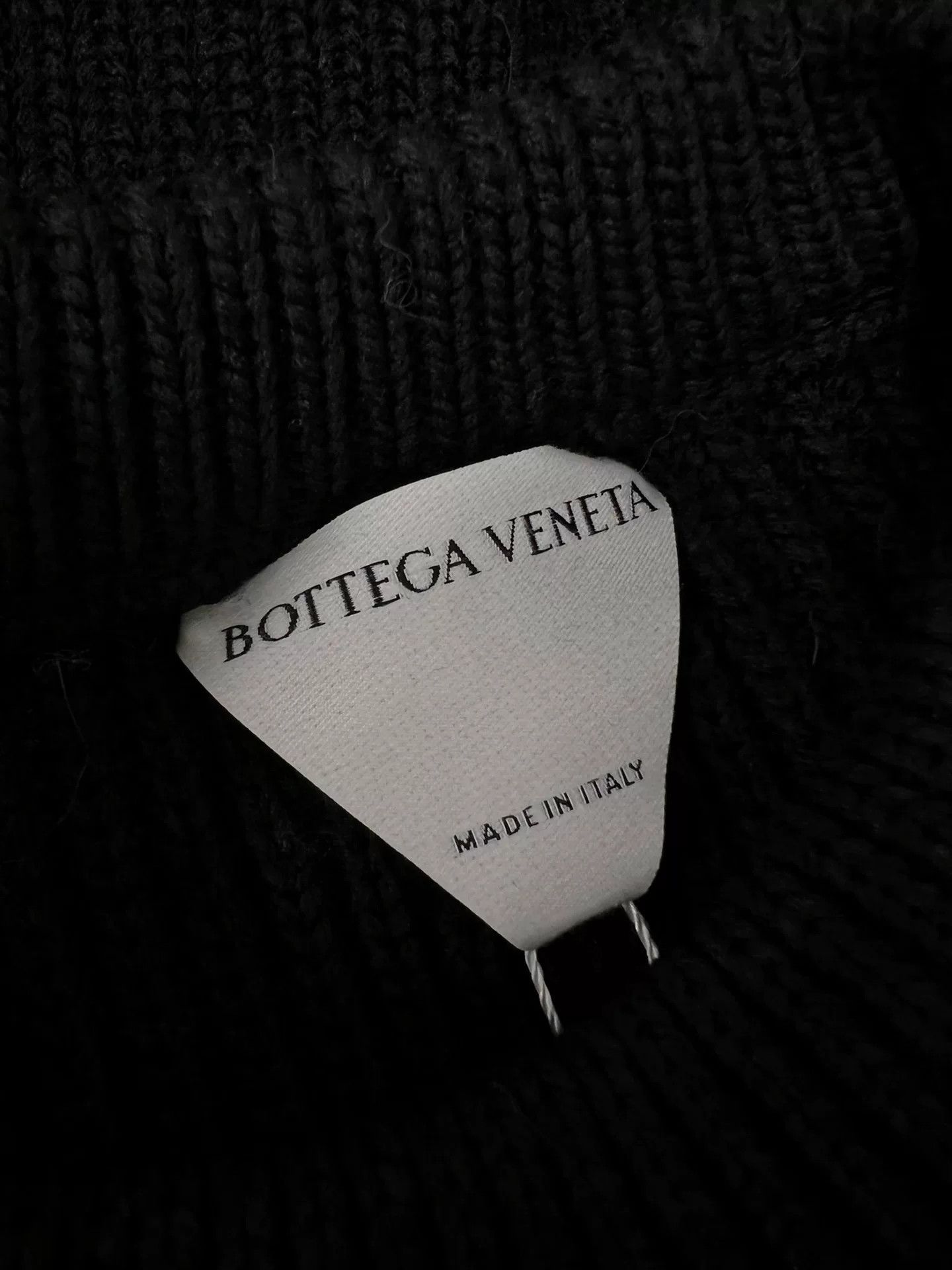 Bottega Veneta BV Bottega Veneta Black Shoulder Cutout Sweater Size XS / US 0-2 / IT 36-38 - 3 Thumbnail