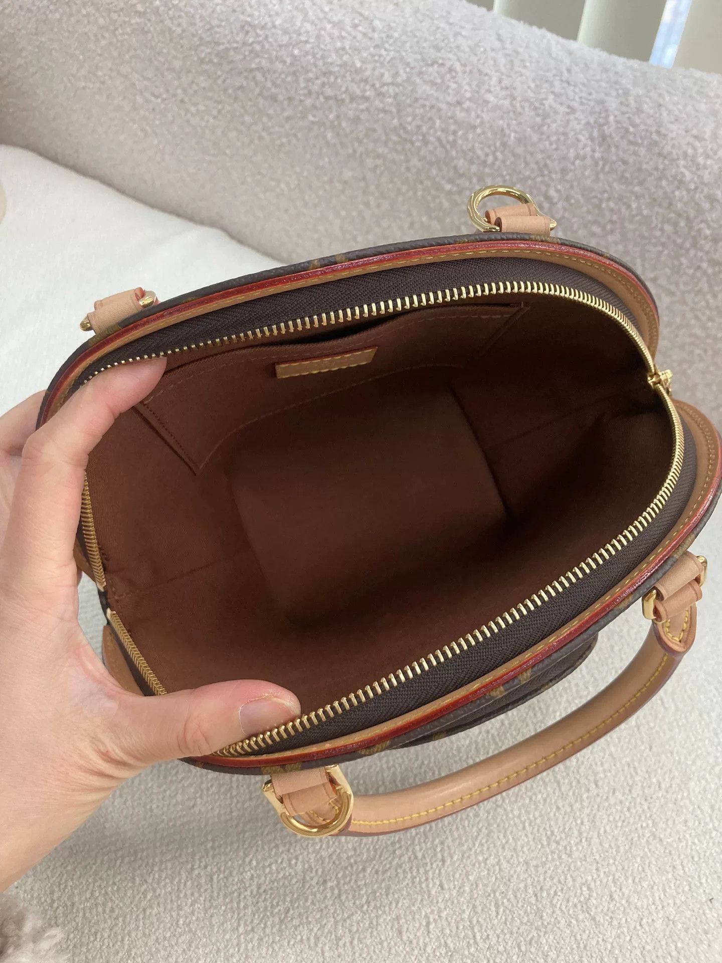 Louis Vuitton Louis Vuitton Monogram Shell Bag Size ONE SIZE - 7 Thumbnail
