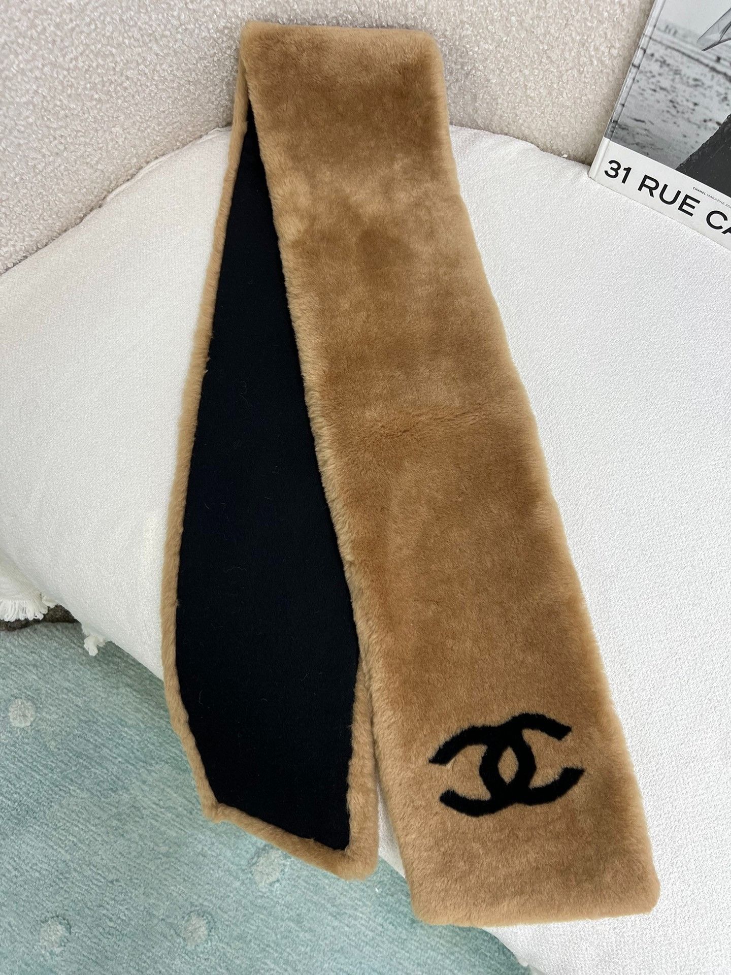 Chanel Chanel Coco Neige Brown Double C Fur Scarf Size ONE SIZE - 2 Thumbnail