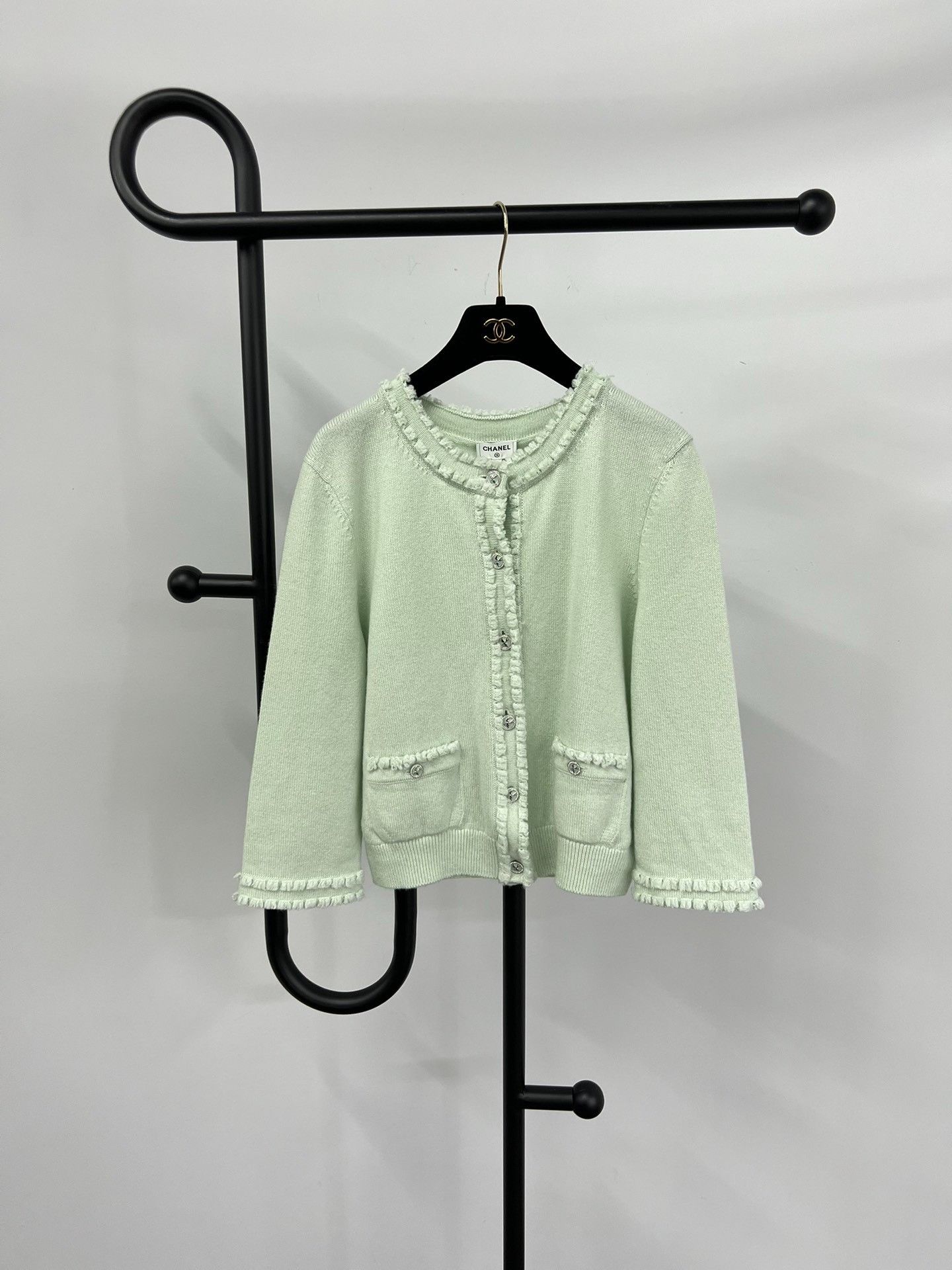 Chanel Chanel 25S Mint Green Lace Cashmere Cardigan Size XS / US 0-2 / IT 36-38 - 2 Thumbnail
