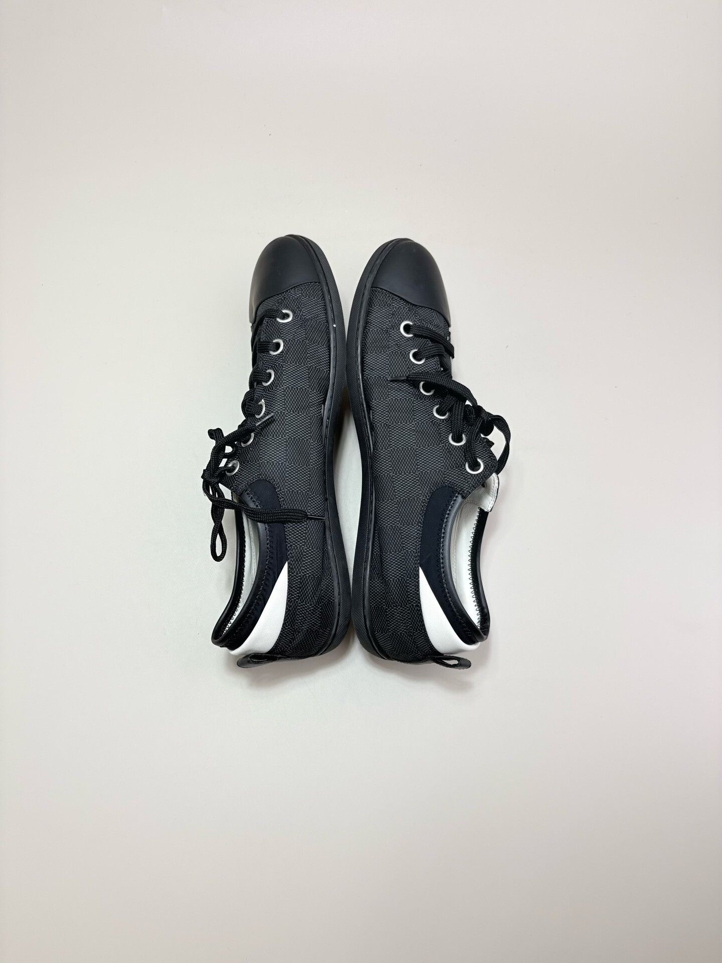 Louis Vuitton Louis Vuitton Black Damier Casual Shoes Size US 9 / EU 42 - 4 Thumbnail