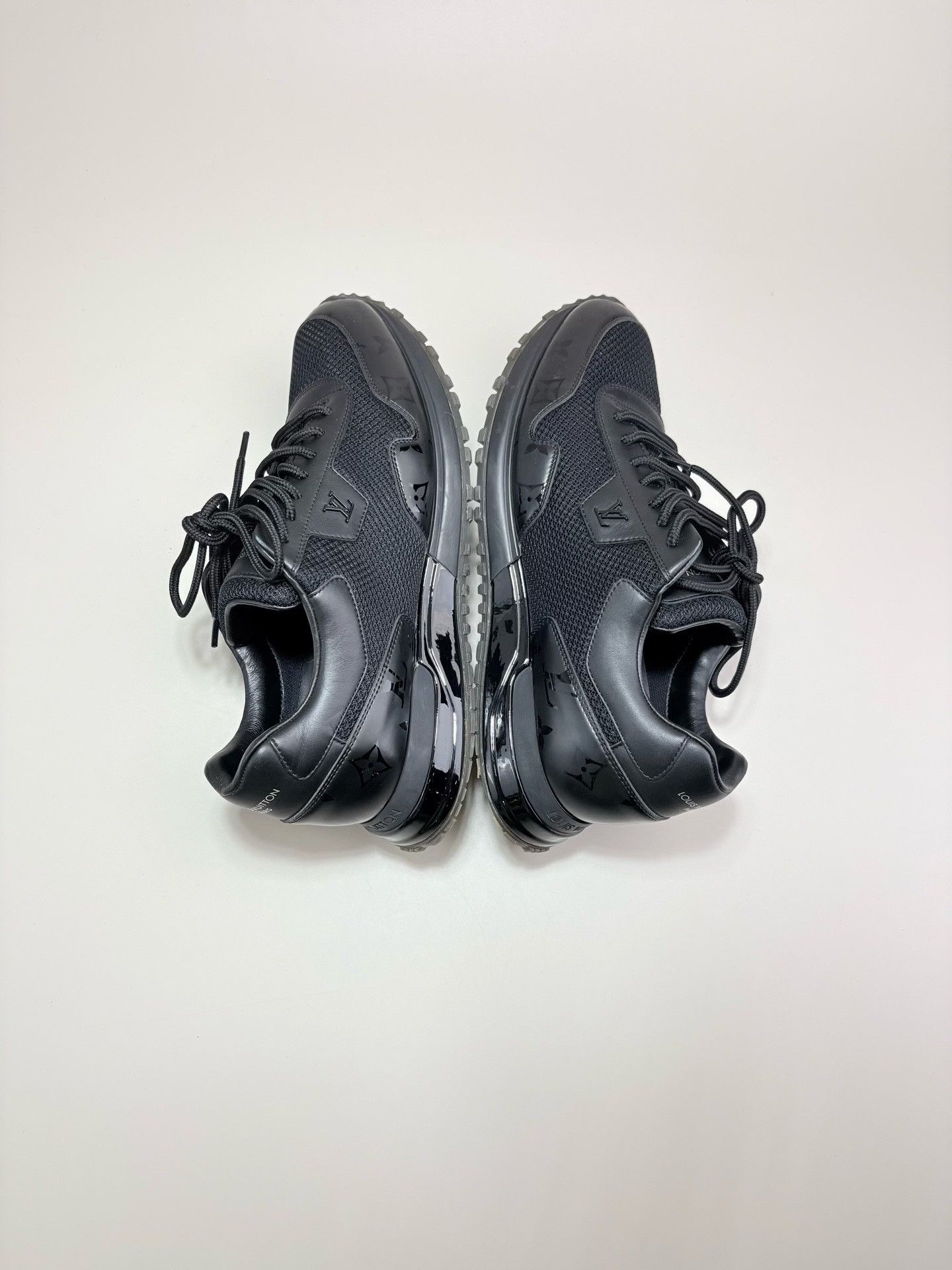 Louis Vuitton Louis Vuitton LV Run Away Sneakers Size US 7.5 / EU 40-41 - 4 Thumbnail
