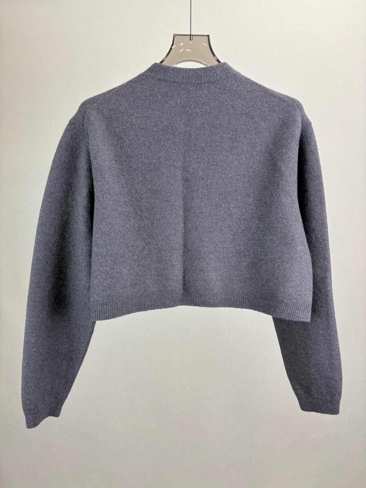 Louis Vuitton Louis Vuitton LV Gold Button Wool Cardigan Size M / US 6-8 / IT 42-44 - 2 Thumbnail