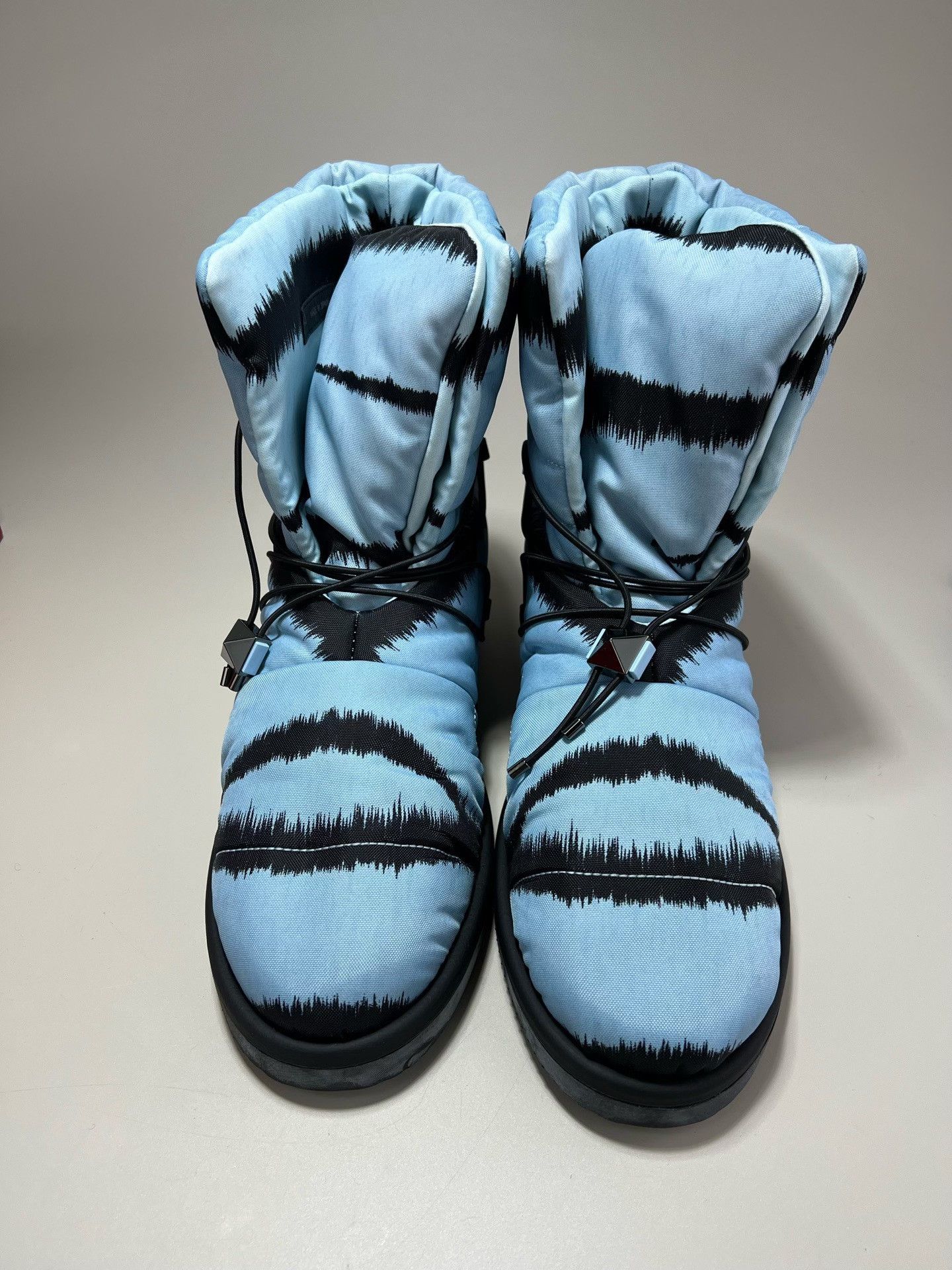 Valentino Valentino Blue Tiger Print Snow Boots Size US 10 / EU 43 - 2 Thumbnail
