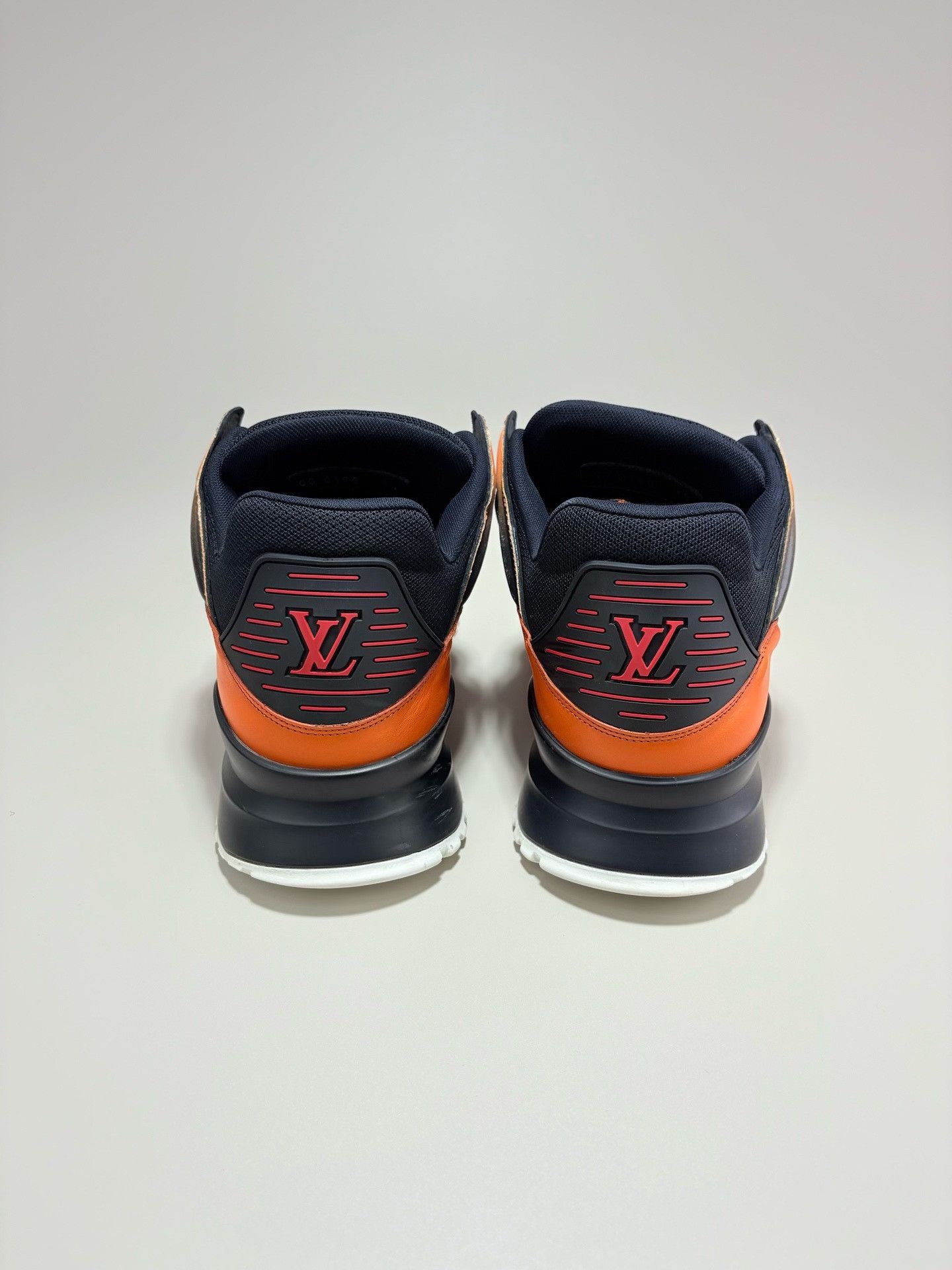 Louis Vuitton Louis Vuitton LV Sneakers Size US 7.5 / EU 40-41 - 3 Thumbnail
