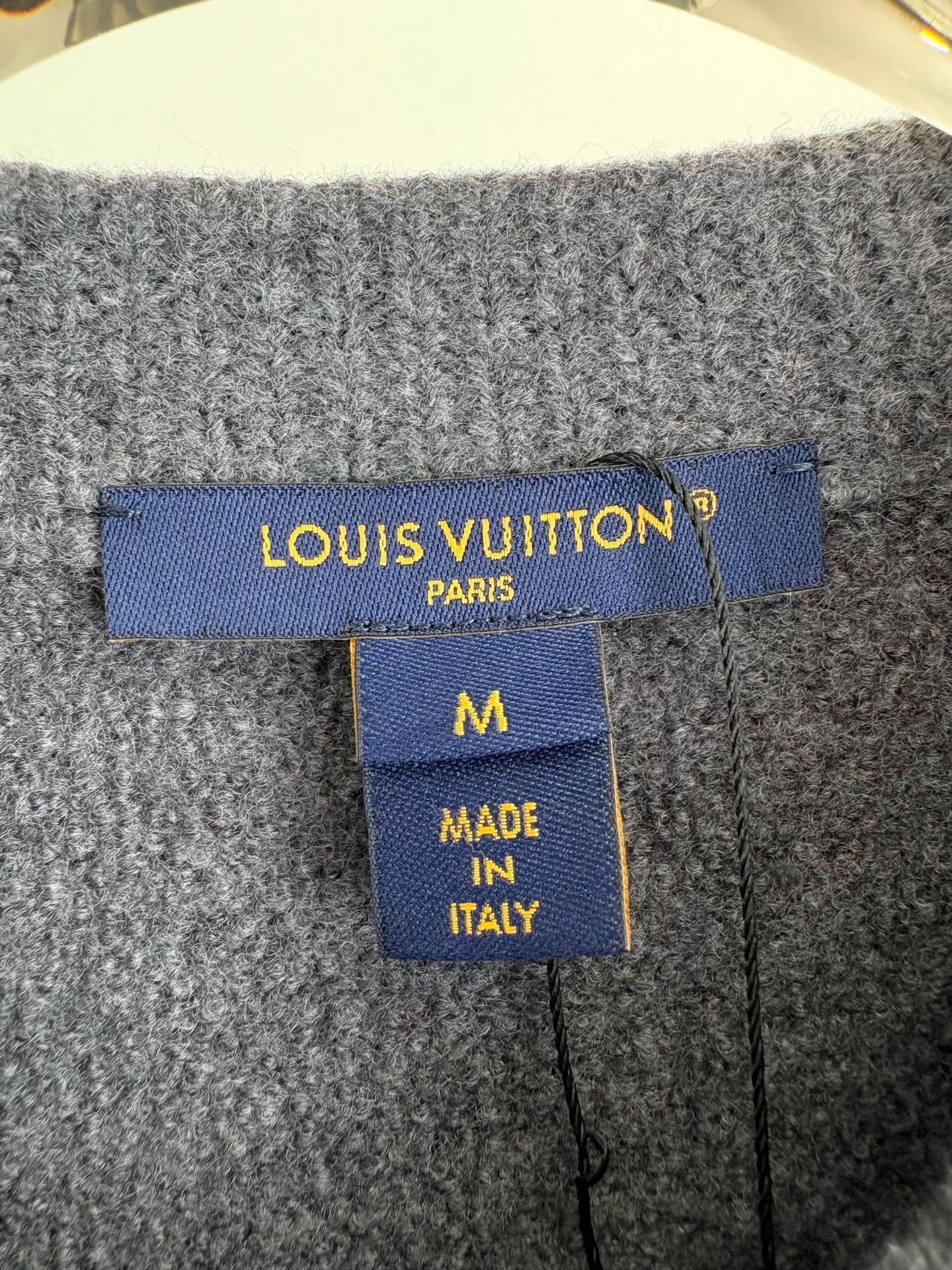 Louis Vuitton Louis Vuitton Gold Button Wool Cardigan Size M / US 6-8 / IT 42-44 - 3 Thumbnail