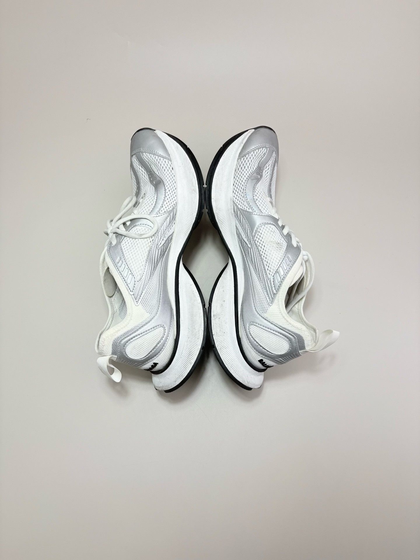Balenciaga Balenciaga Circuit Silver Dad Shoes Size US 10 / EU 43 - 4 Thumbnail