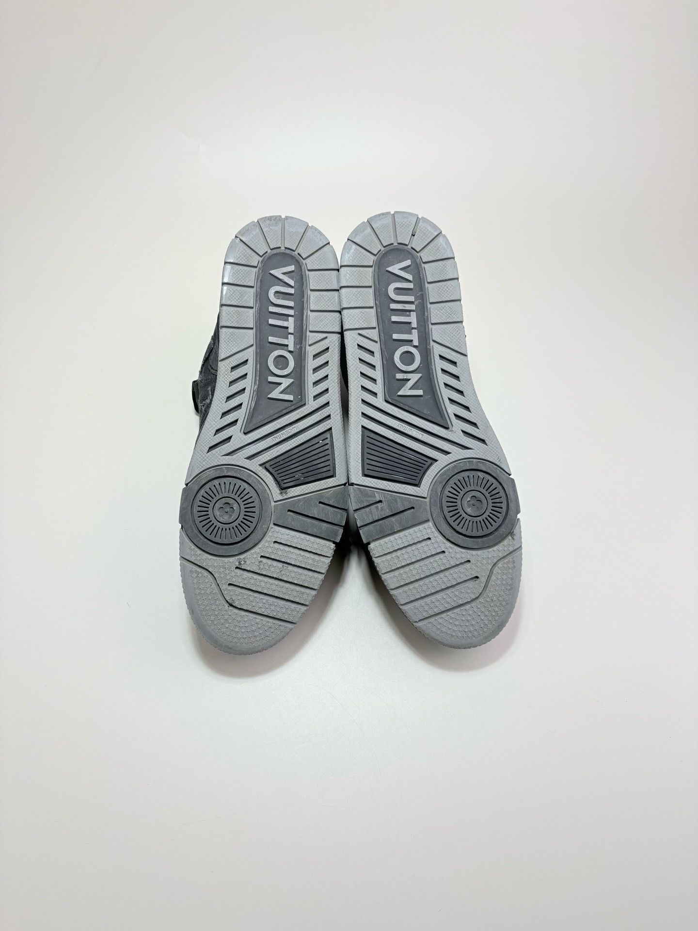 Louis Vuitton Louis Vuitton LV Trainer Nigo Black Denim Size US 10.5 / EU 43-44 - 6 Thumbnail
