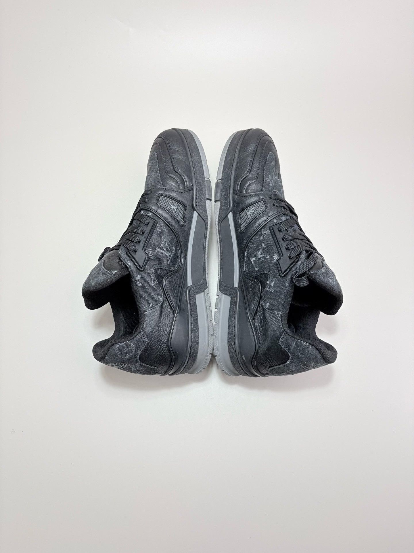 Louis Vuitton Louis Vuitton LV Trainer Nigo Black Denim Size US 10.5 / EU 43-44 - 4 Thumbnail