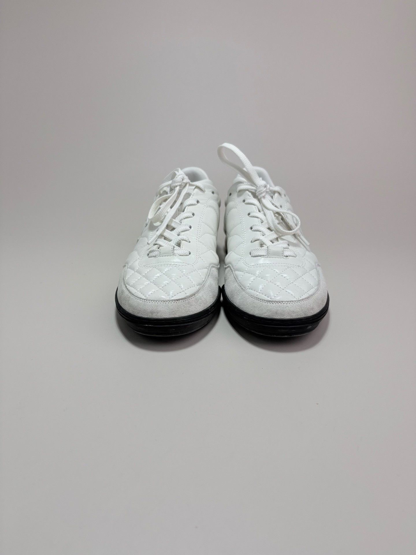 Chanel CHANEL Calfskin White Training Shoes Size US 7.5 / IT 37.5 - 2 Thumbnail