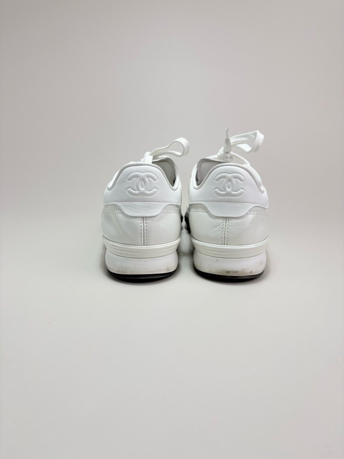 Chanel CHANEL Calfskin White Training Shoes Size US 7.5 / IT 37.5 - 3 Thumbnail