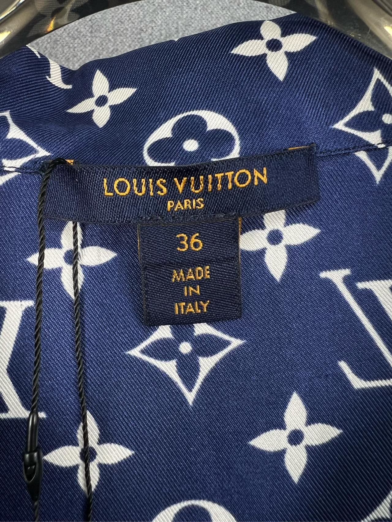 Louis Vuitton Louis Vuitton Monogram Silk Shirt Jacket Size XS / US 0-2 / IT 36-38 - 3 Thumbnail