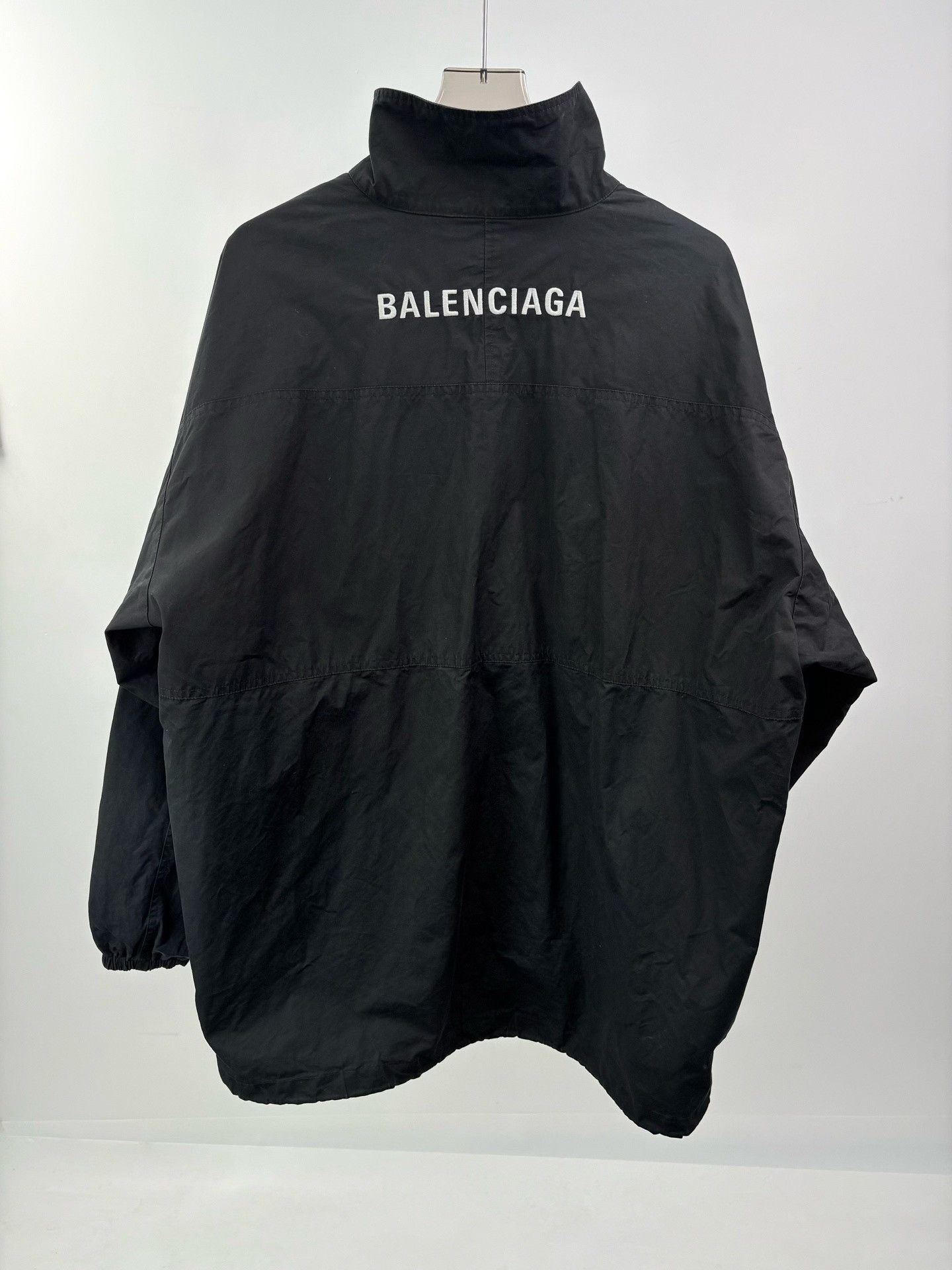 Balenciaga Balenciaga Front & Back Logo Windbreaker Jacket Size XXS / US 00 / IT 34 - 2 Thumbnail