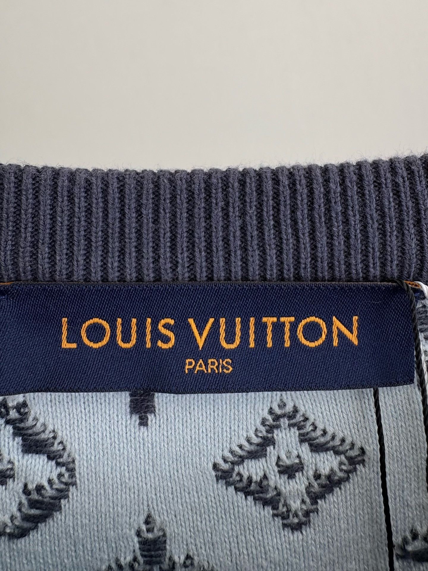 Louis Vuitton Louis Vuitton Gray Blue Monogram Gradient All-Over Logo Knit Sweater Size US M / EU 48-50 / 2 - 4 Thumbnail