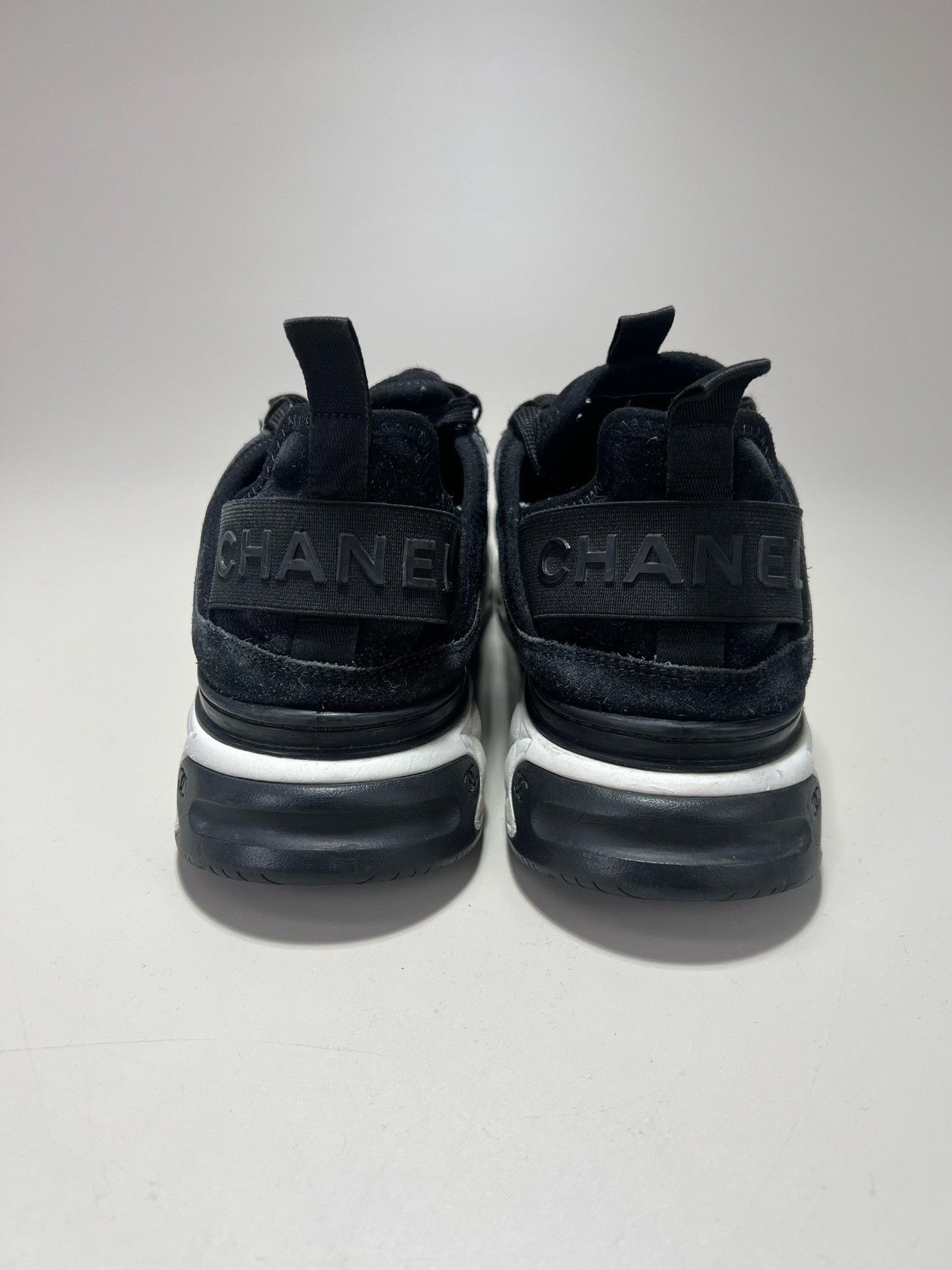 Chanel CHANEL Black Suede Cushioned Sneakers Size US 9 / IT 39 - 3 Thumbnail
