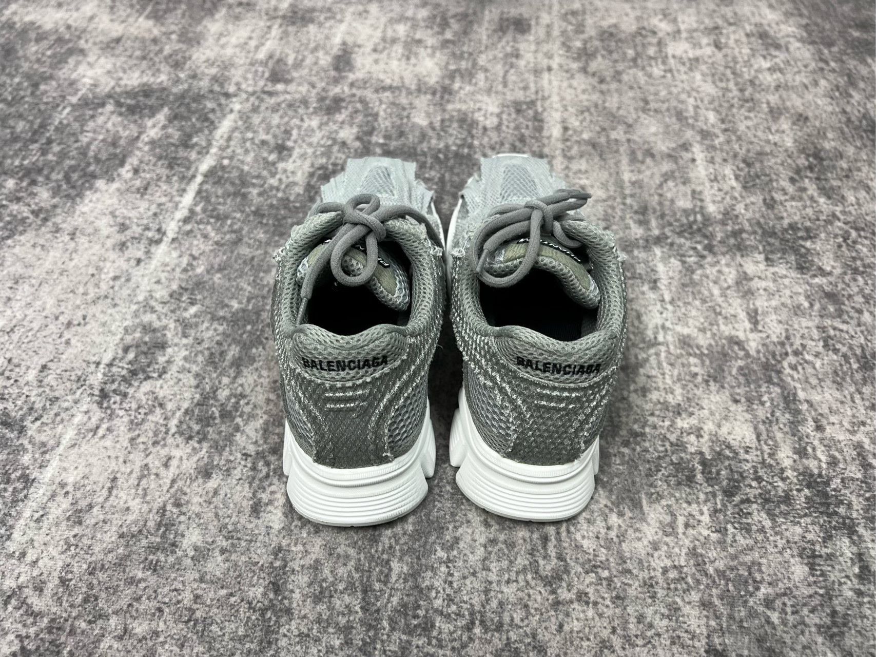 Balenciaga Balenciaga Phantom Sneakers Size US 6 / IT 36 - 3 Thumbnail