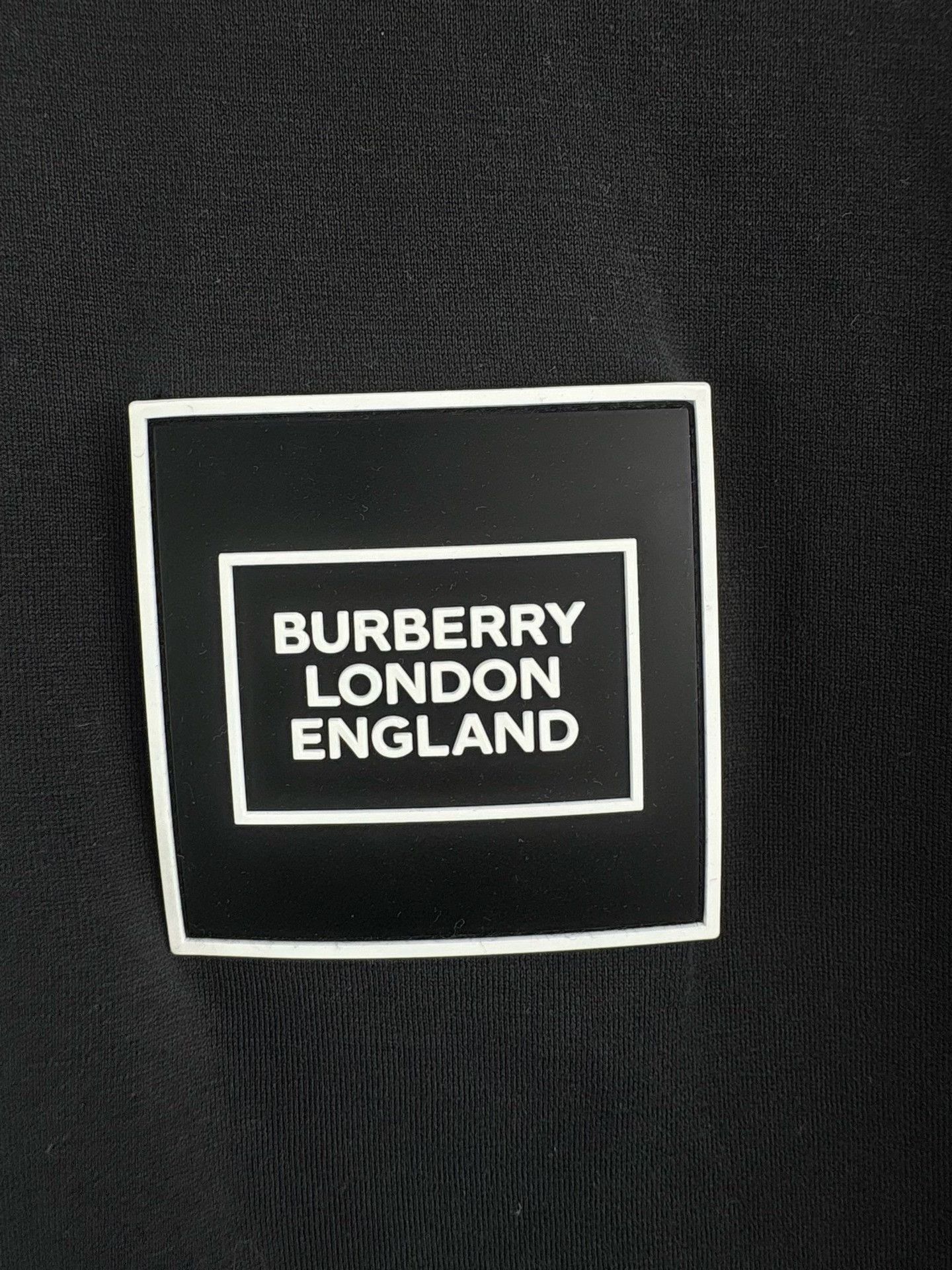 Burberry Burberry Logo Black Short-Sleeve Top Size US M / EU 48-50 / 2 - 3 Thumbnail