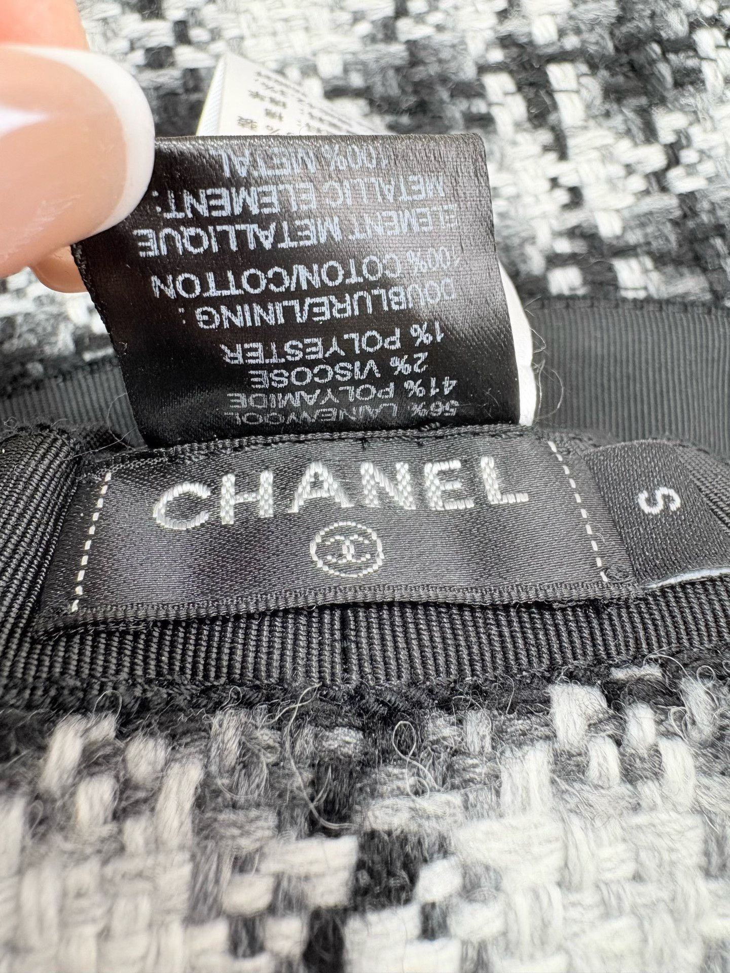 Chanel Chanel Tweed Black White Bucket Hat Size ONE SIZE - 4 Thumbnail