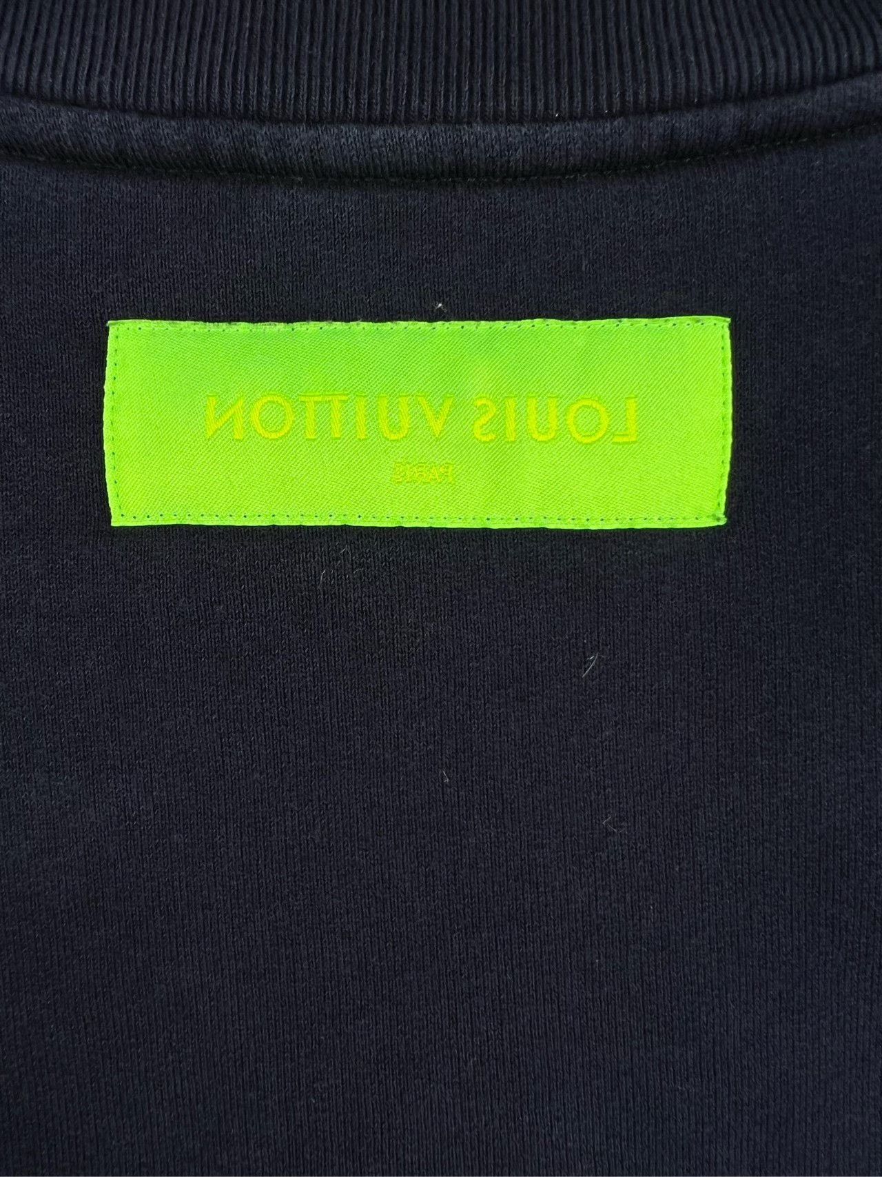 Louis Vuitton Louis Vuitton LV Flocked Logo Sweatshirt Size US M / EU 48-50 / 2 - 4 Thumbnail