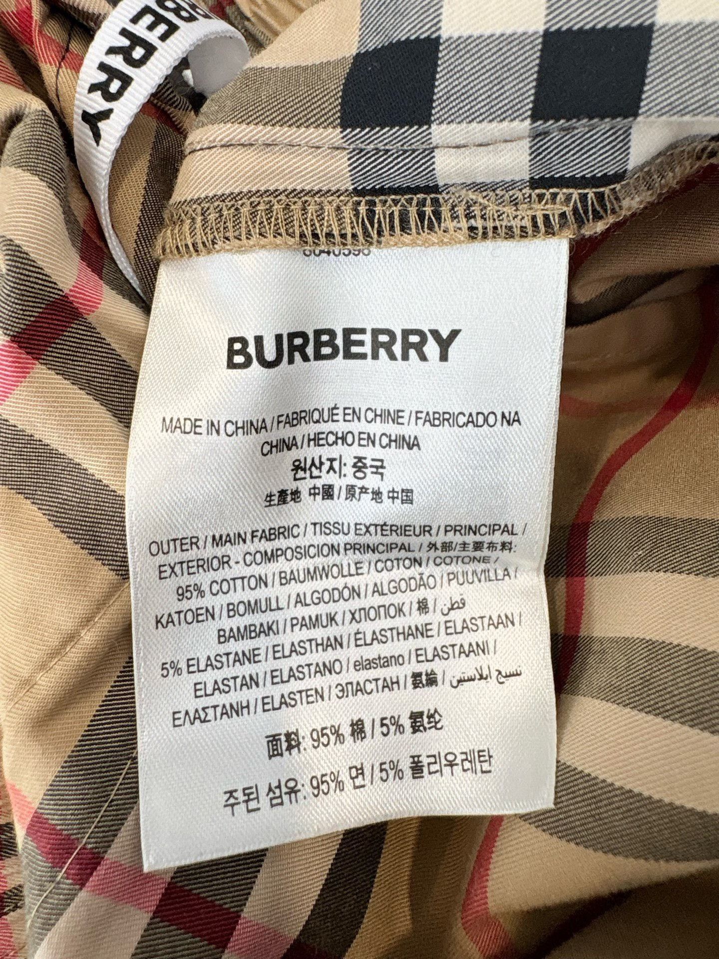 Burberry Burberry Check Shorts Size 24" / US 00 / IT 34 - 4 Thumbnail