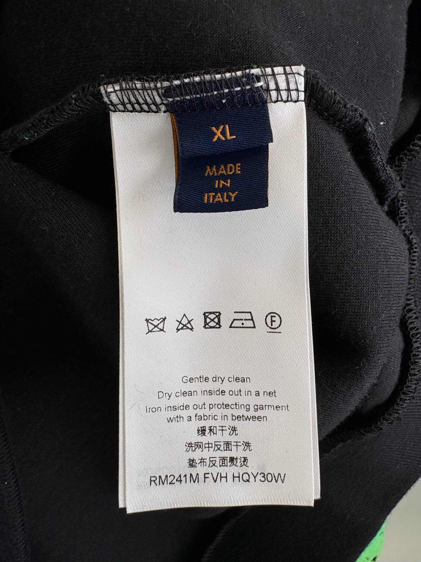 Louis Vuitton Louis Vuitton Flocked Gradient Monogram Zip Jacket Size US XL / EU 56 / 4 - 6 Thumbnail