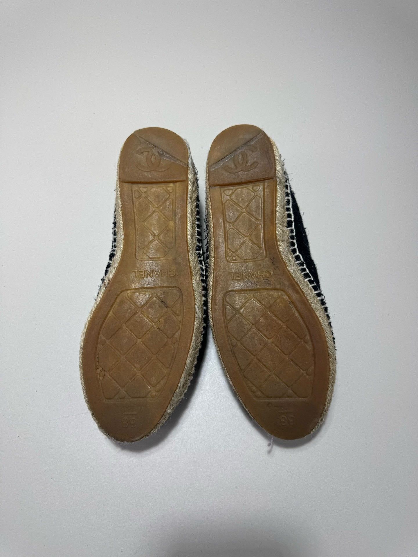 Chanel CHANEL Patent Leather Espadrilles Size US 7 / IT 37 - 6 Thumbnail