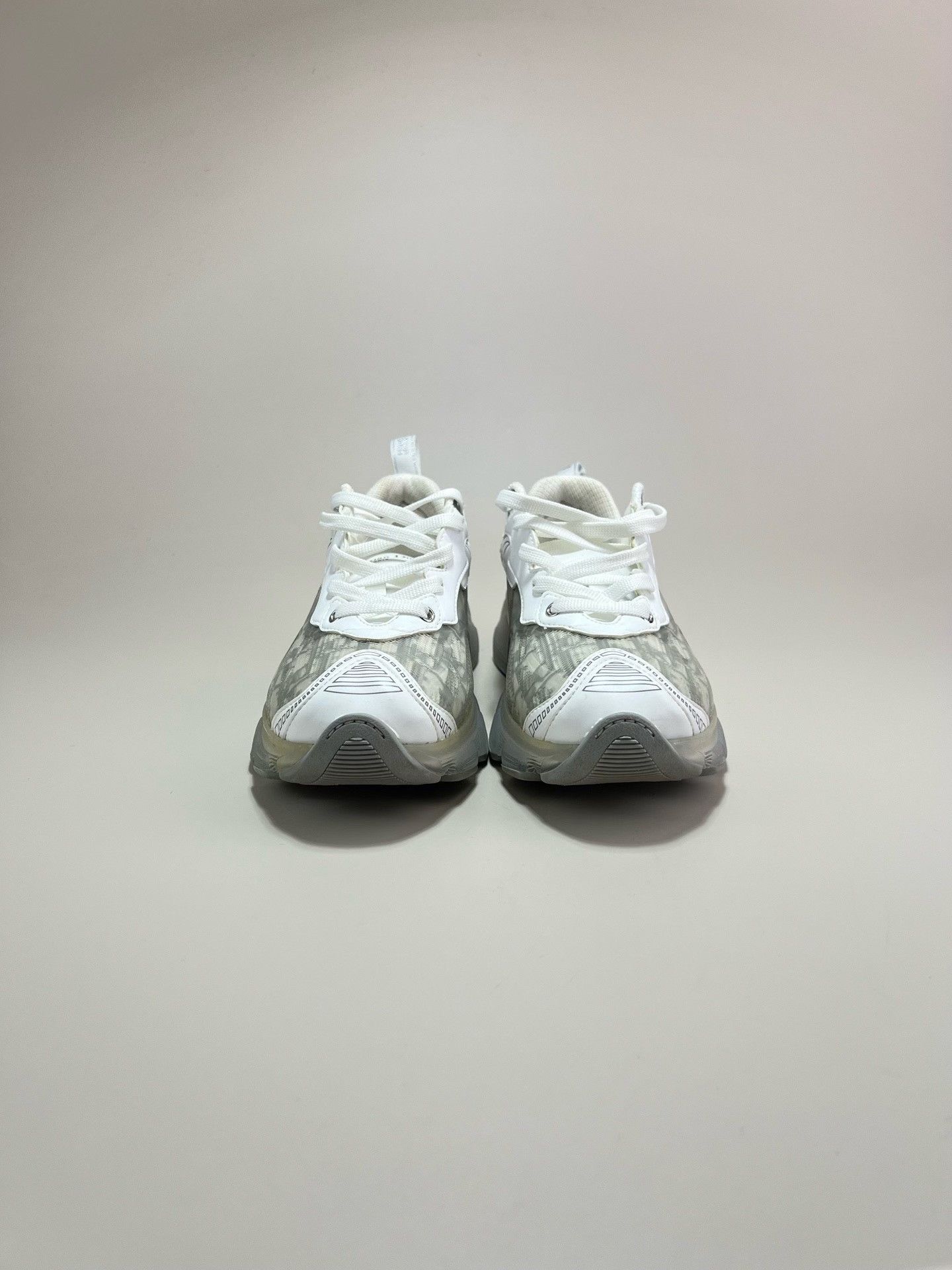 Dior Dior Gray White Monogram Sneakers Size US 7.5 / IT 37.5 - 2 Thumbnail