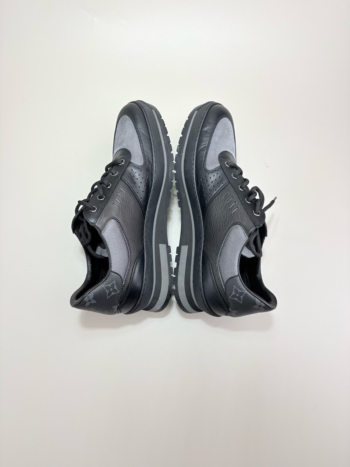 Louis Vuitton Louis Vuitton LV Harlem Black Casual Shoes Size US 9 / EU 42 - 5 Thumbnail