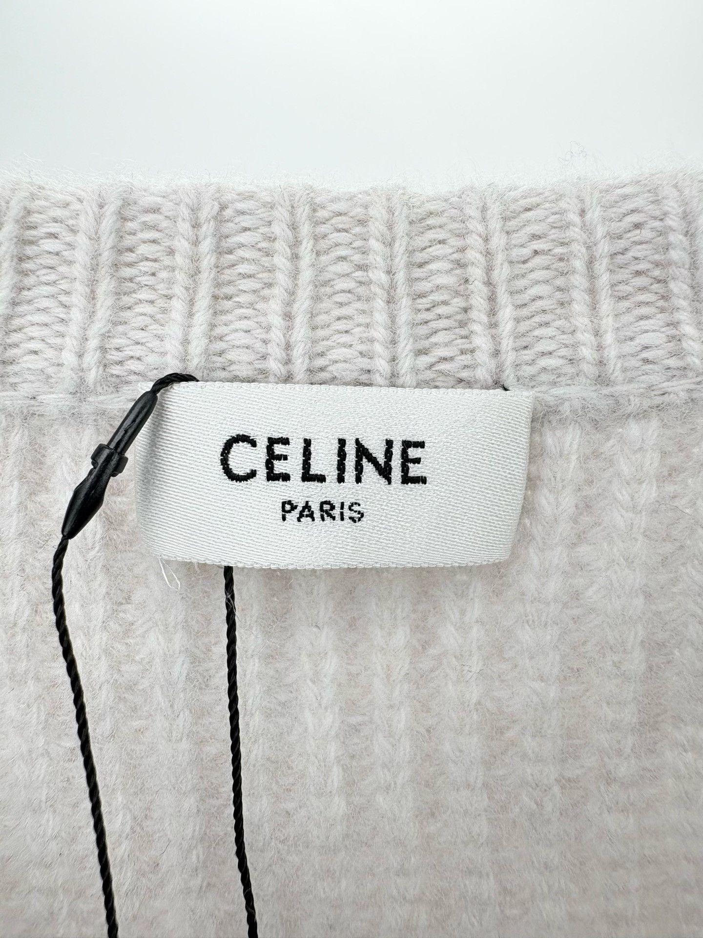 Celine Celine Chest Letter Logo Sweater Size S / US 4 / IT 40 - 3 Thumbnail