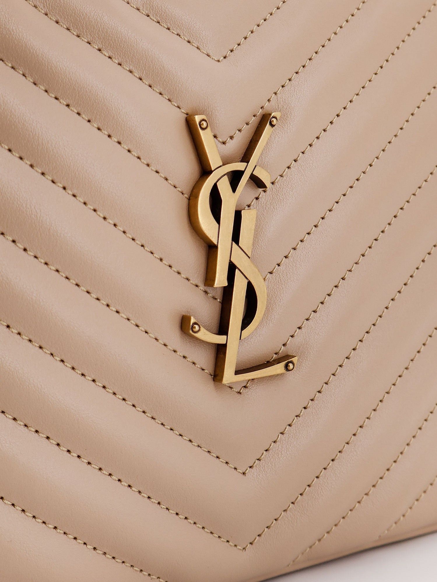 Saint Laurent Paris Quilted Leather Lou Camera Bag Size ONE SIZE - 5 Thumbnail