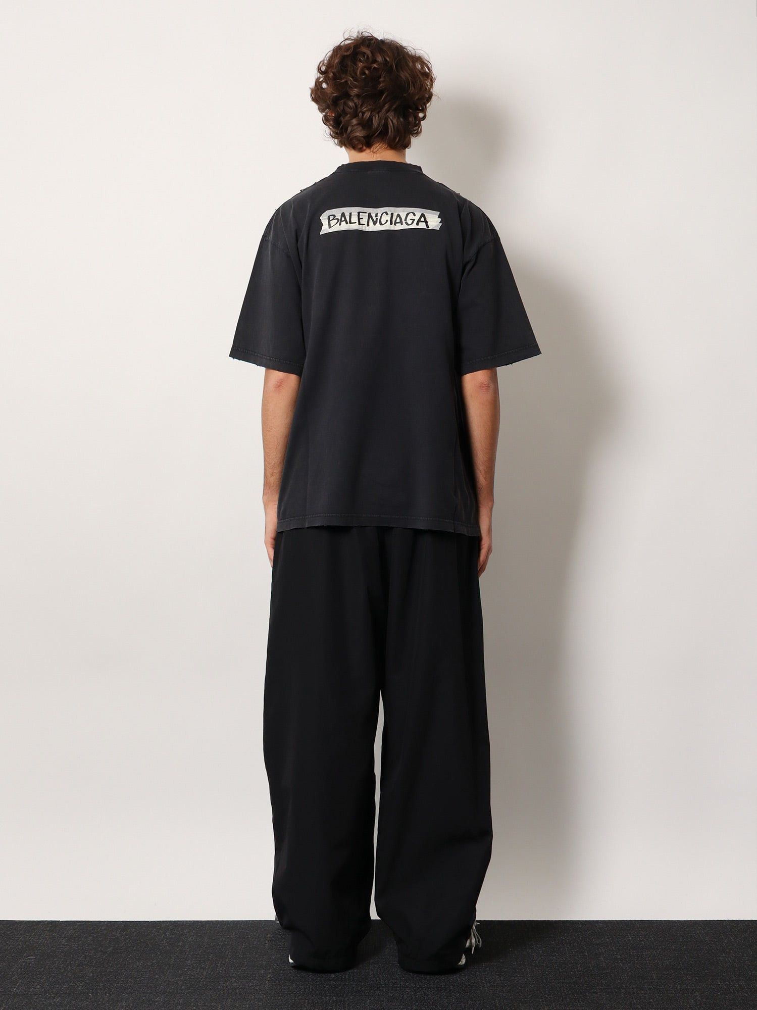 Balenciaga Cotton T-Shirt Size US L / EU 52-54 / 3 - 5 Thumbnail